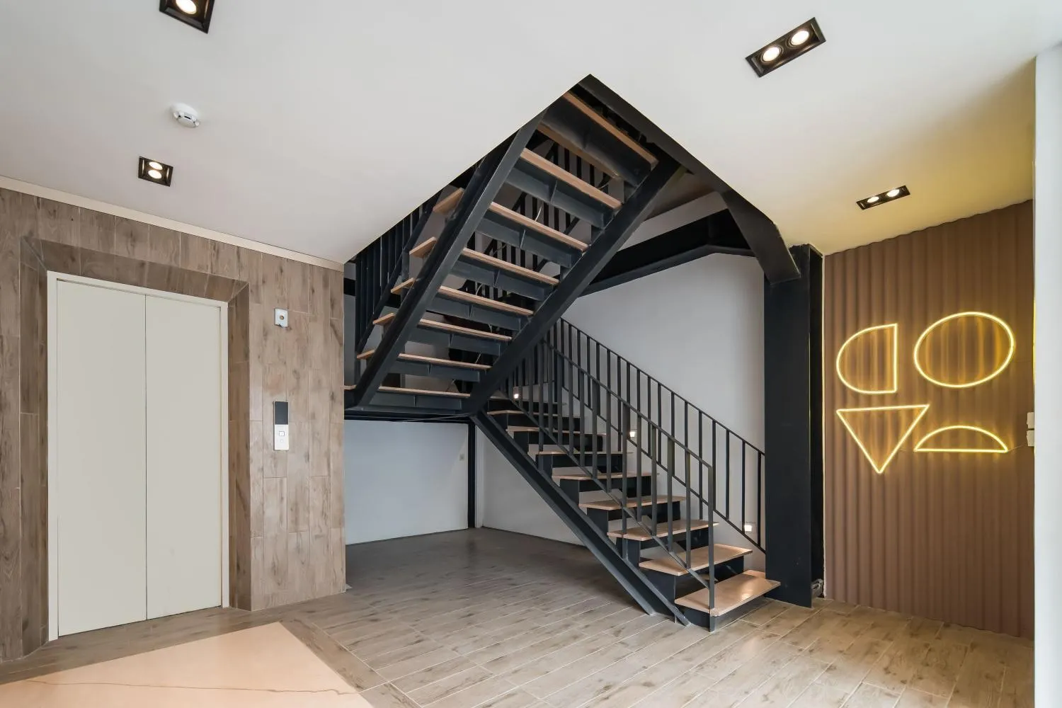 Other in Cove Art Living