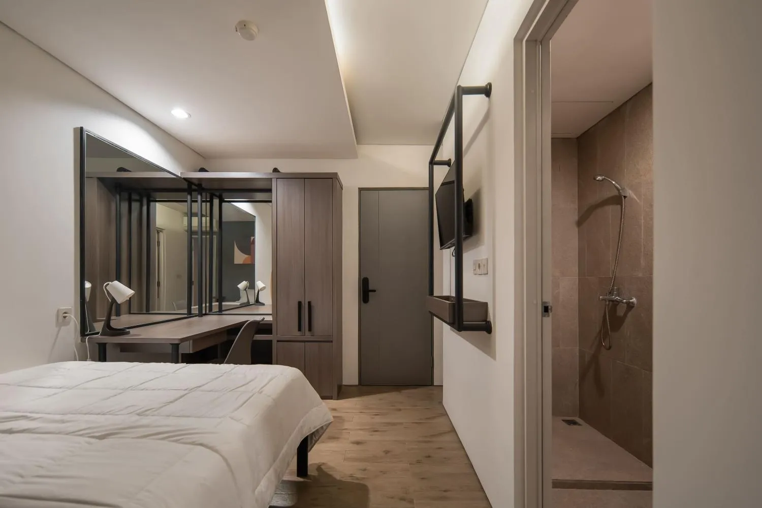 Bedroom, Bed in Cove Art Living