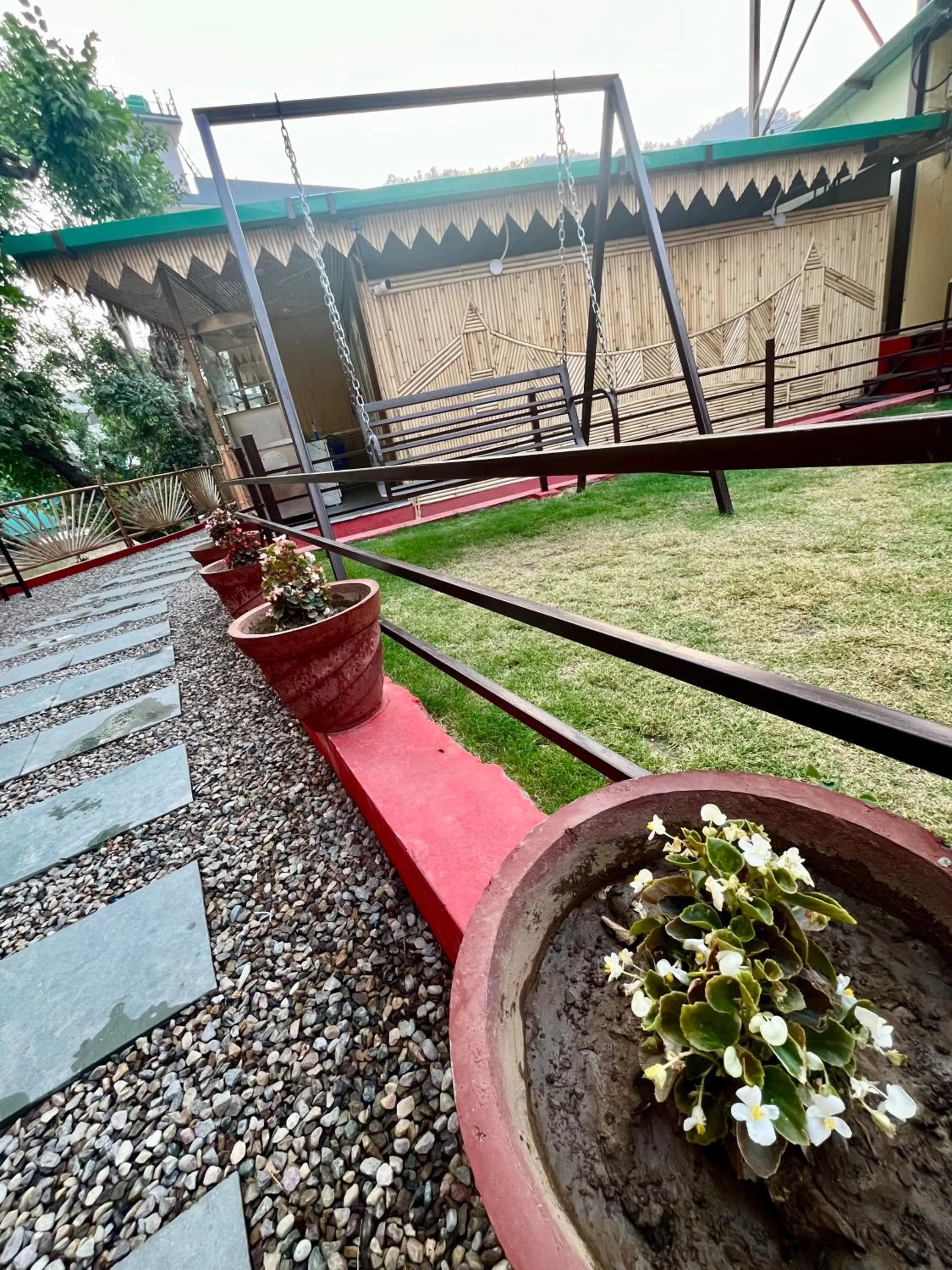 Bamboo Garden Cottages and Cafe