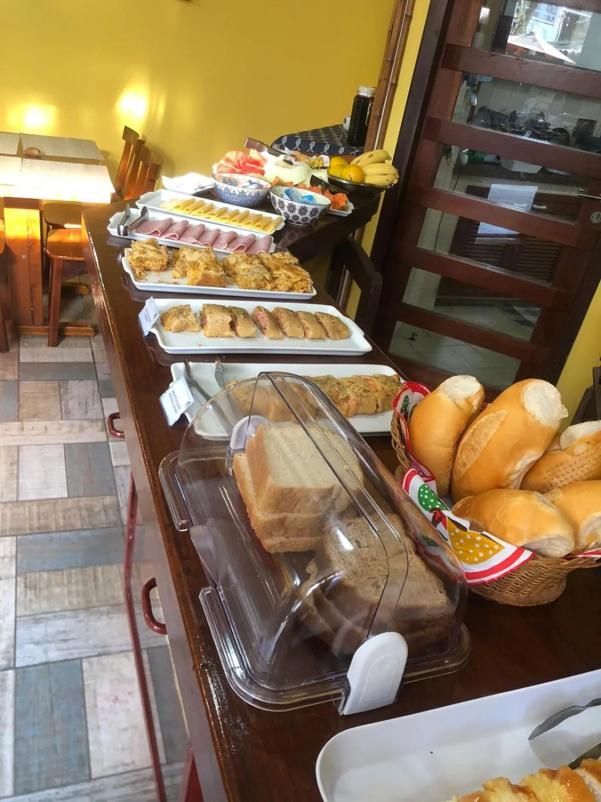 Buffet breakfast in Pousada do Capitão