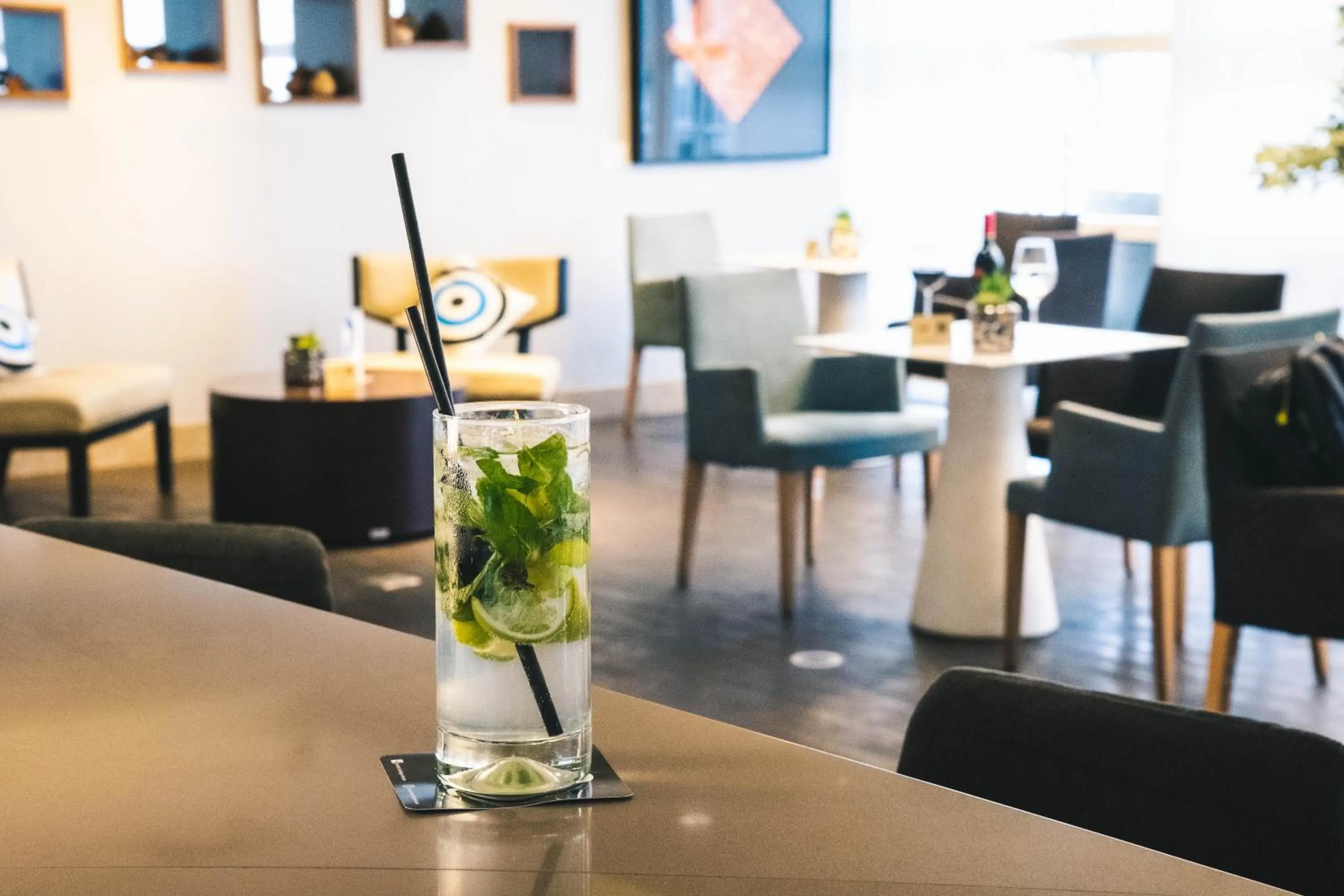 Restaurant/places to eat in Novotel Santiago Vitacura