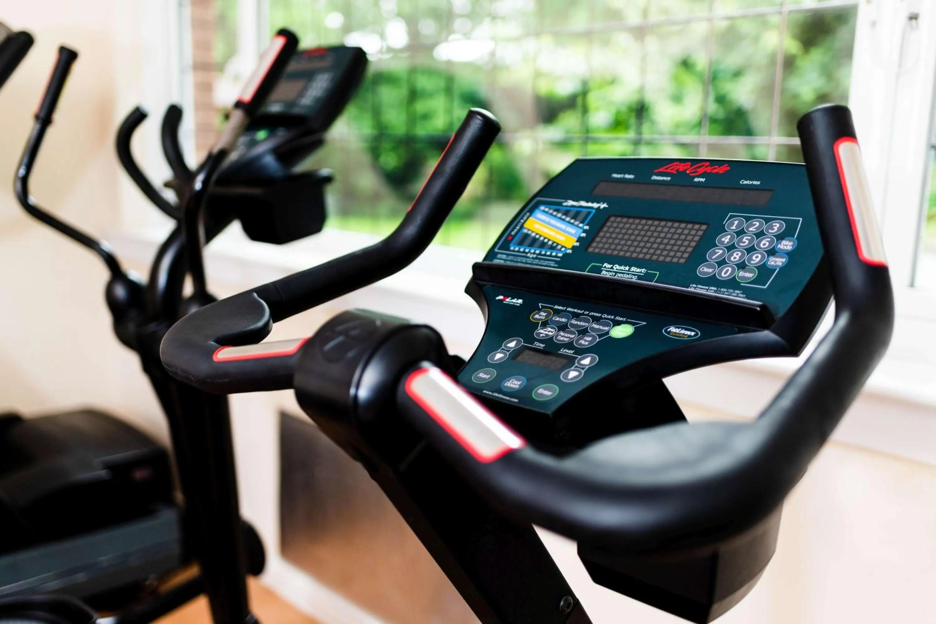 Fitness centre/facilities in Southcrest Manor Hotel, Best Western Signature Collection