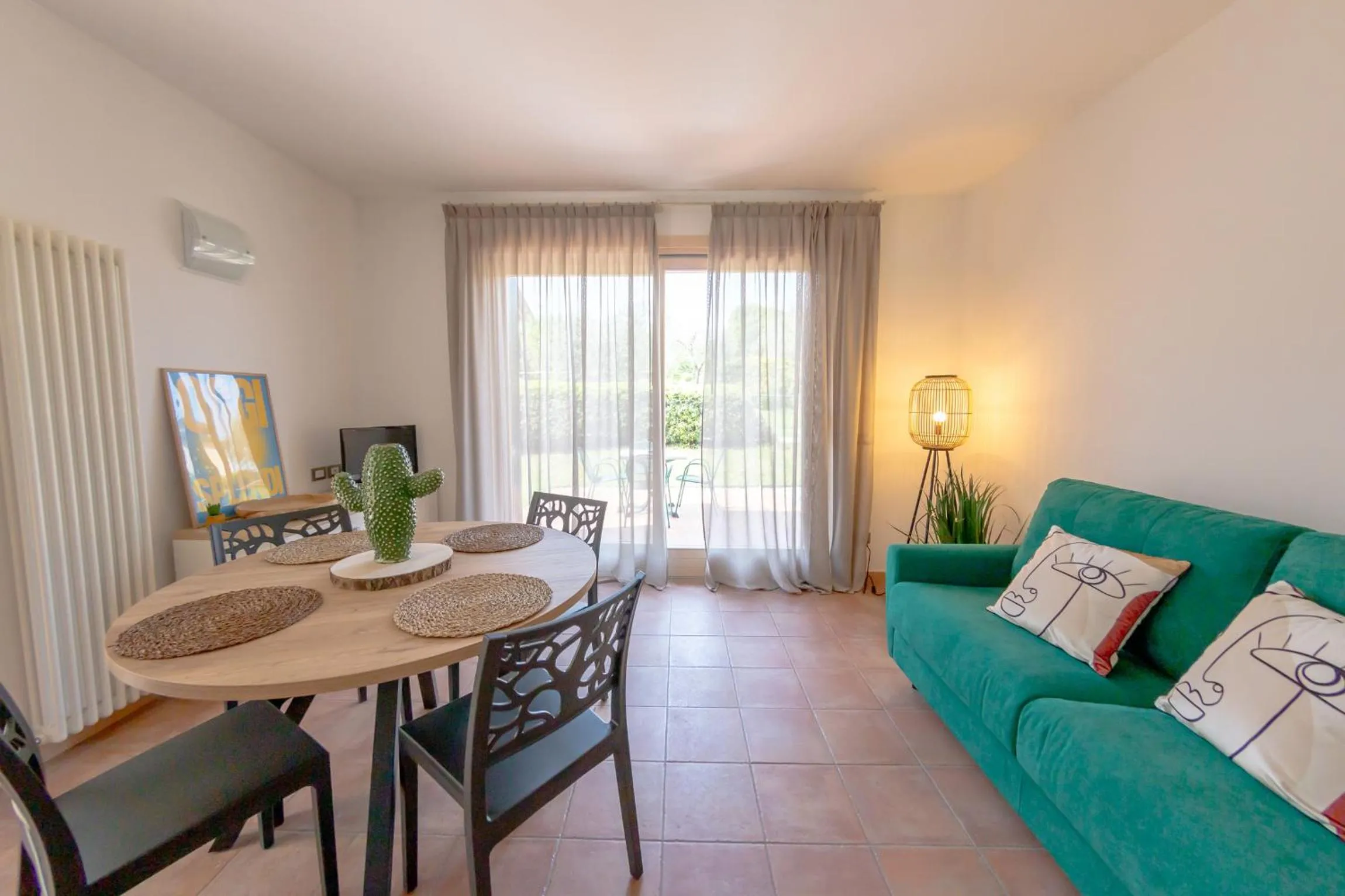 Living room in Vistaverde Harmony Apartments