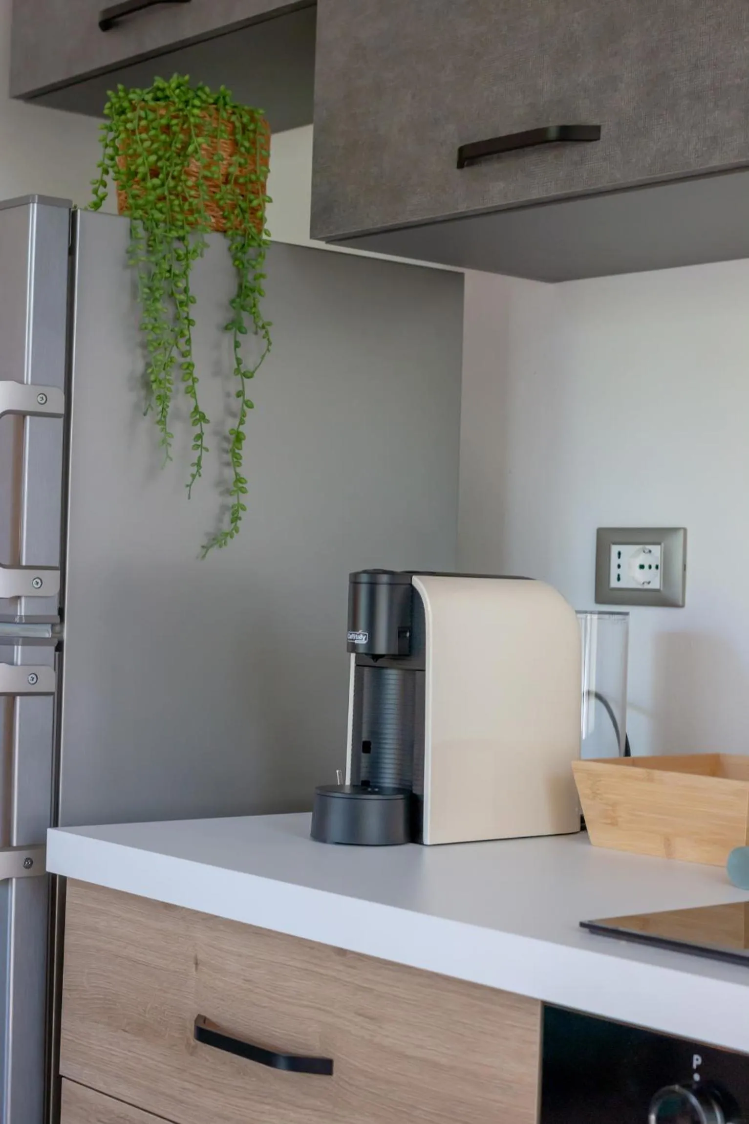 Coffee/tea facilities in Vistaverde Harmony Apartments