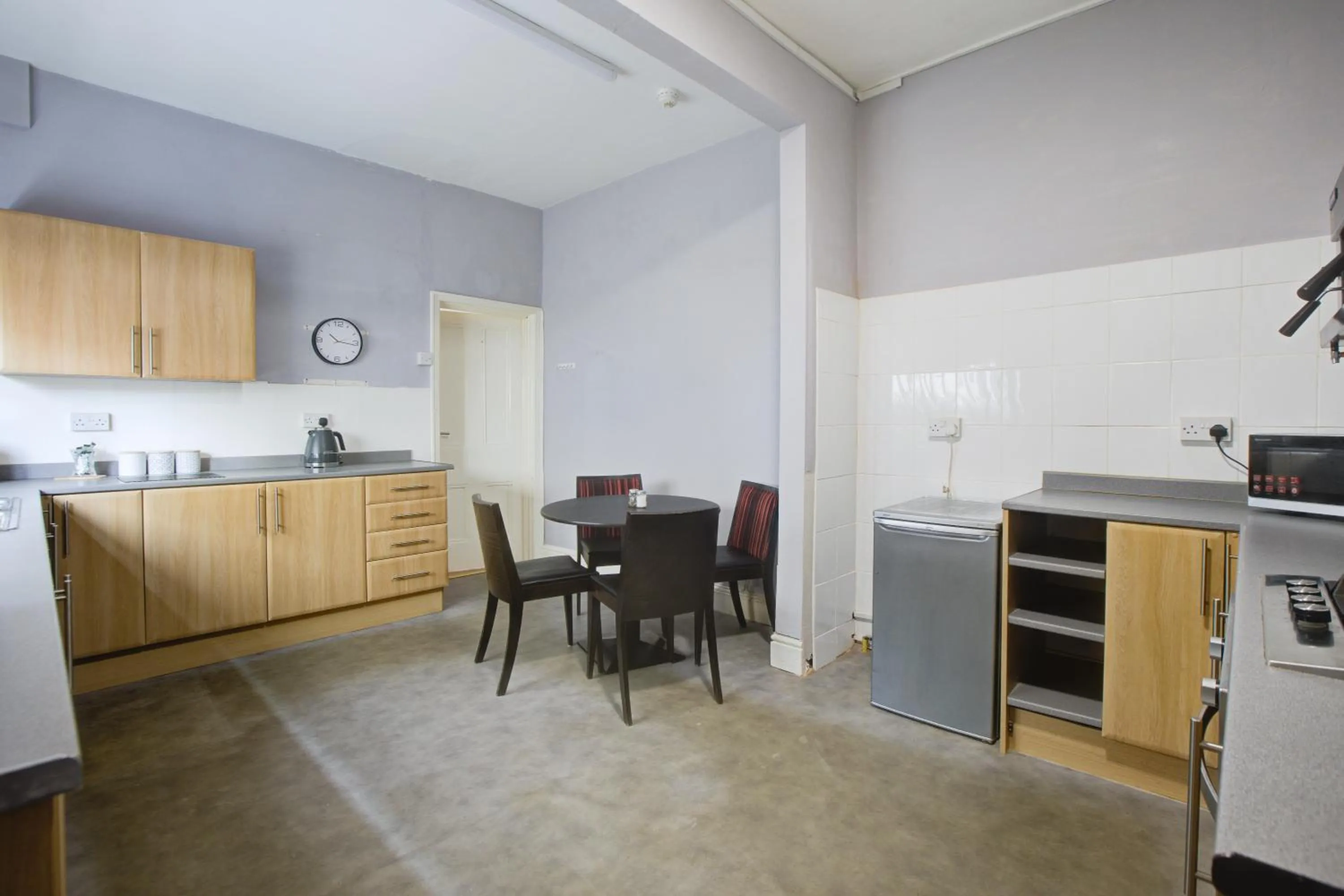 kitchen in The Sandringham Court Hotel & Apartment Welcoming Large and Small Groups for 15 years