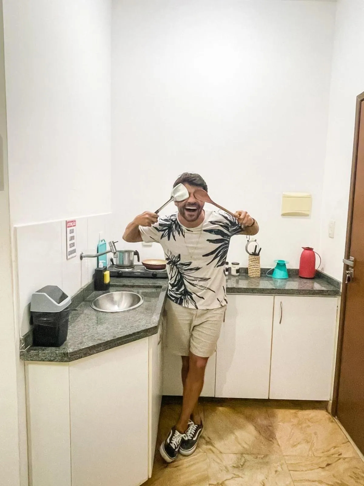 People in Vila Barra Porto