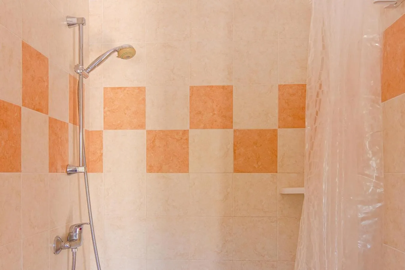 Bathroom in Villa Orchidea