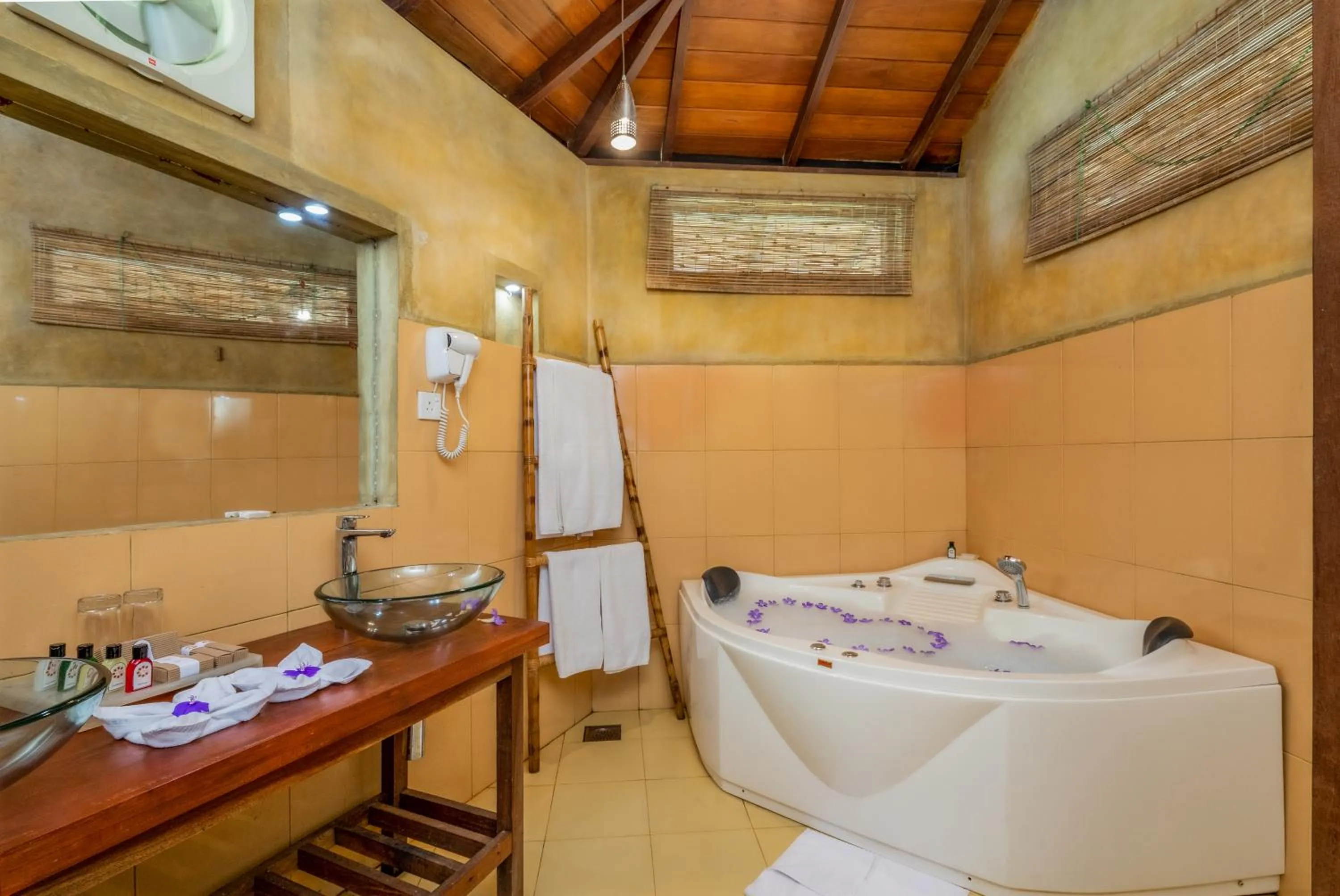 Bathroom in Athulya Villas, Kandy