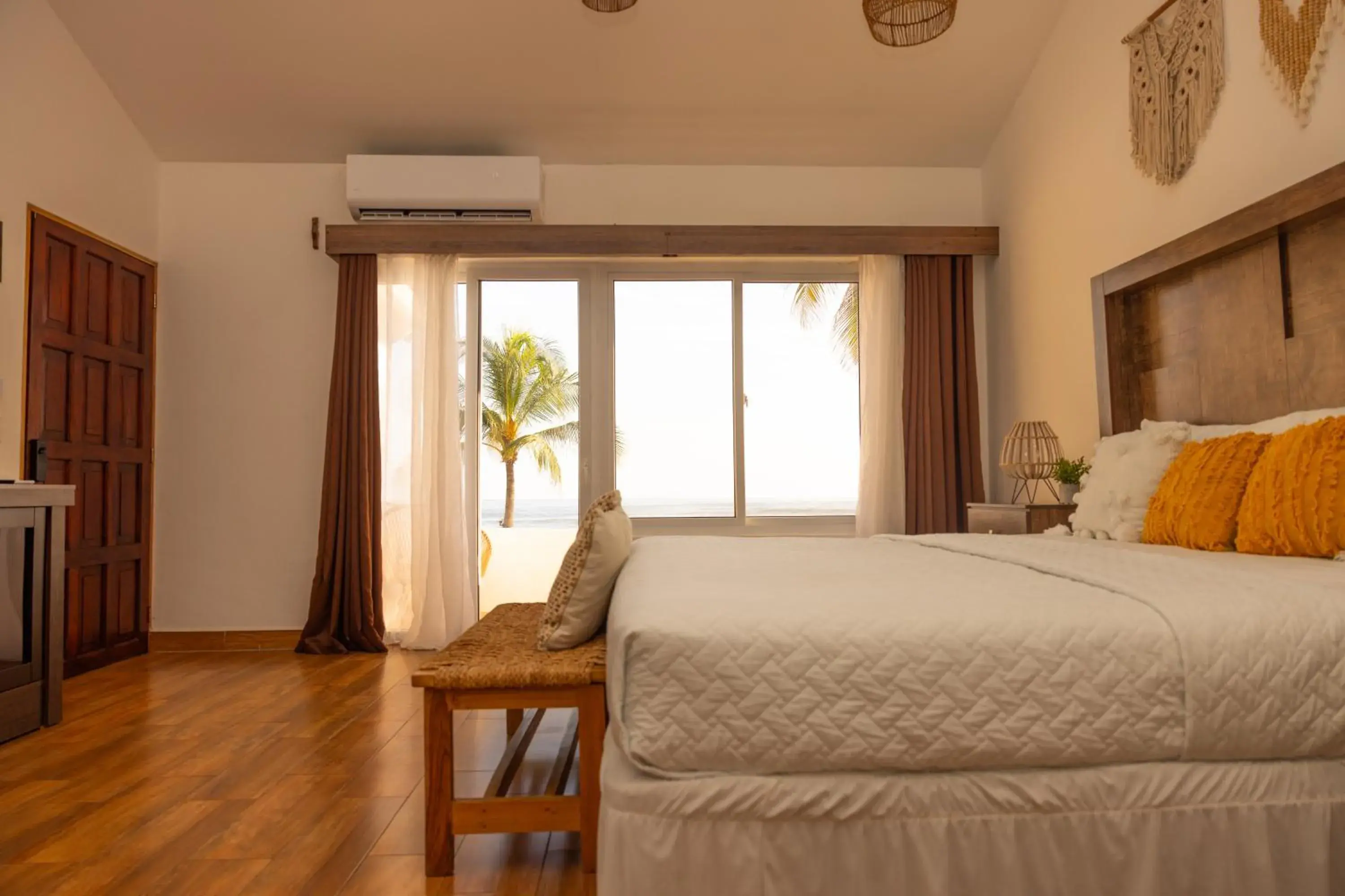 King Room with Sea View in The rooftop Beach & club King Room with Sea View in The rooftop Beach & club