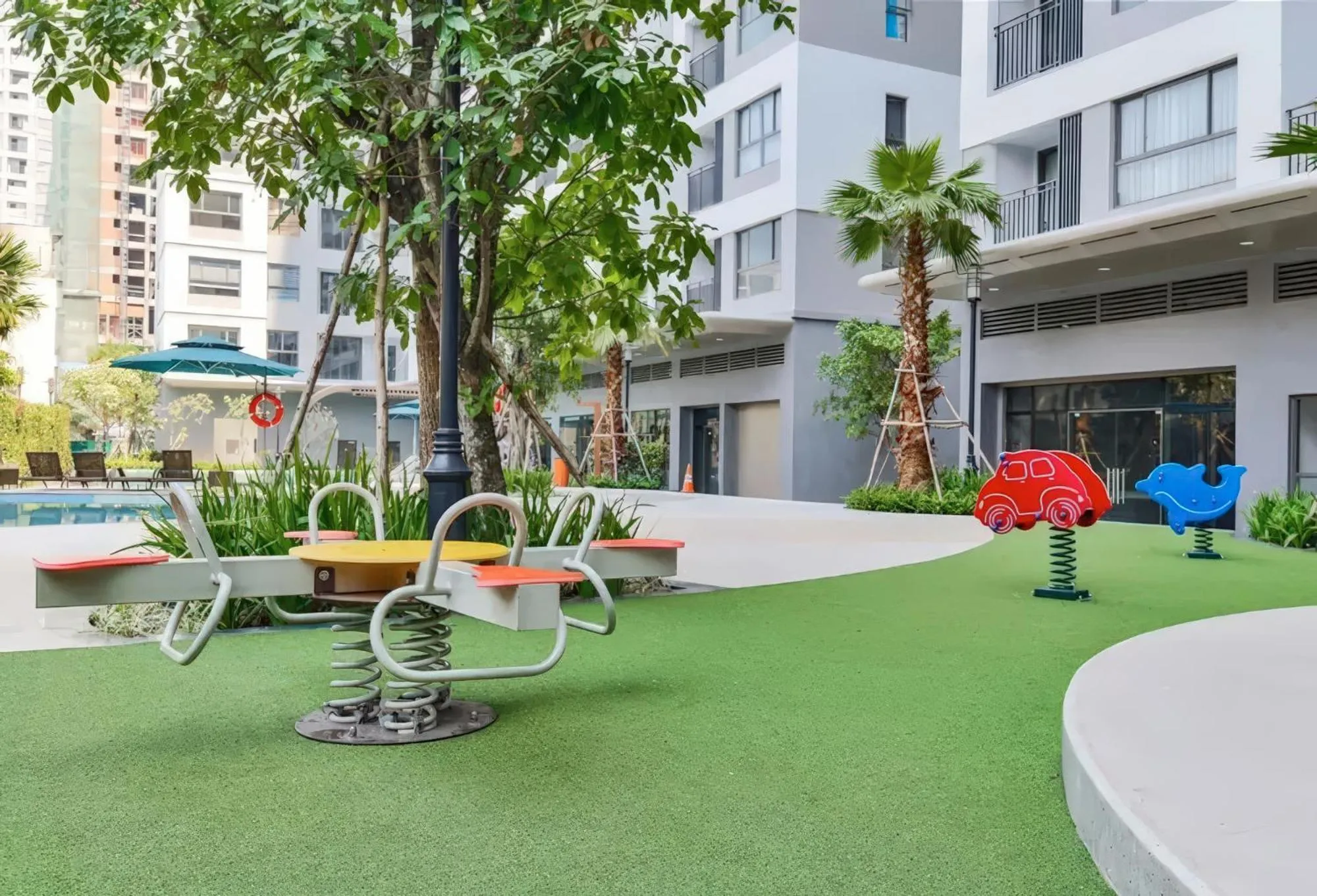 Property building in Minute Suites - Botanica Orchard TSN Airport