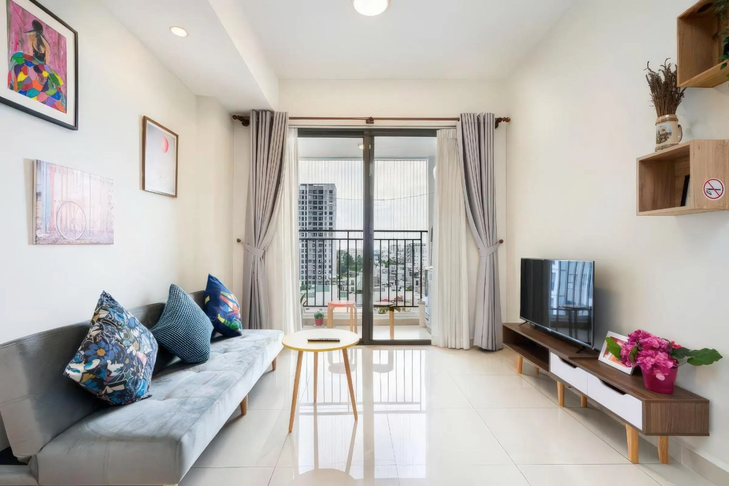 Property building in Minute Suites - Botanica Orchard TSN Airport