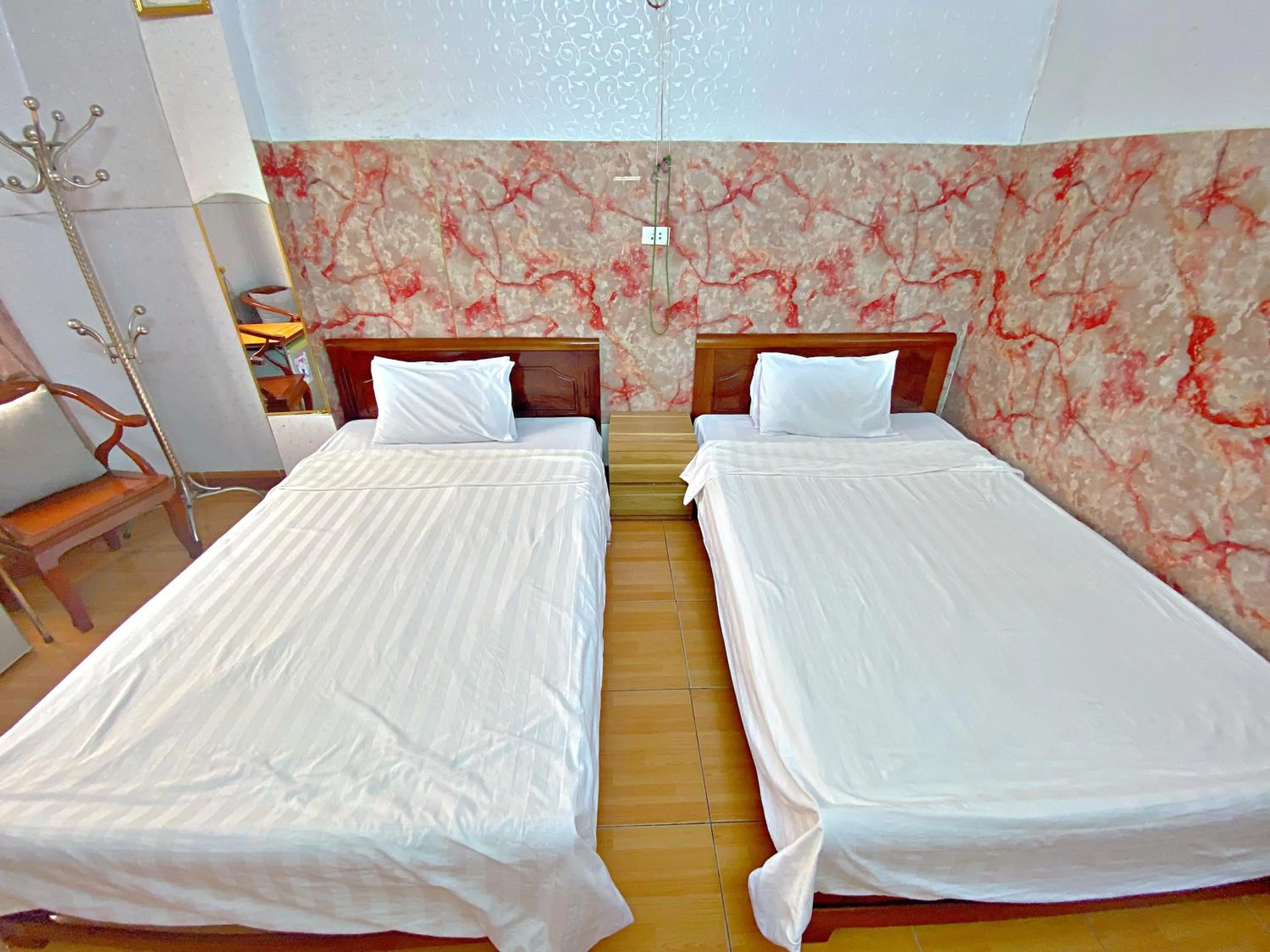 Property building in Kocmoc Hotel Hạ Long