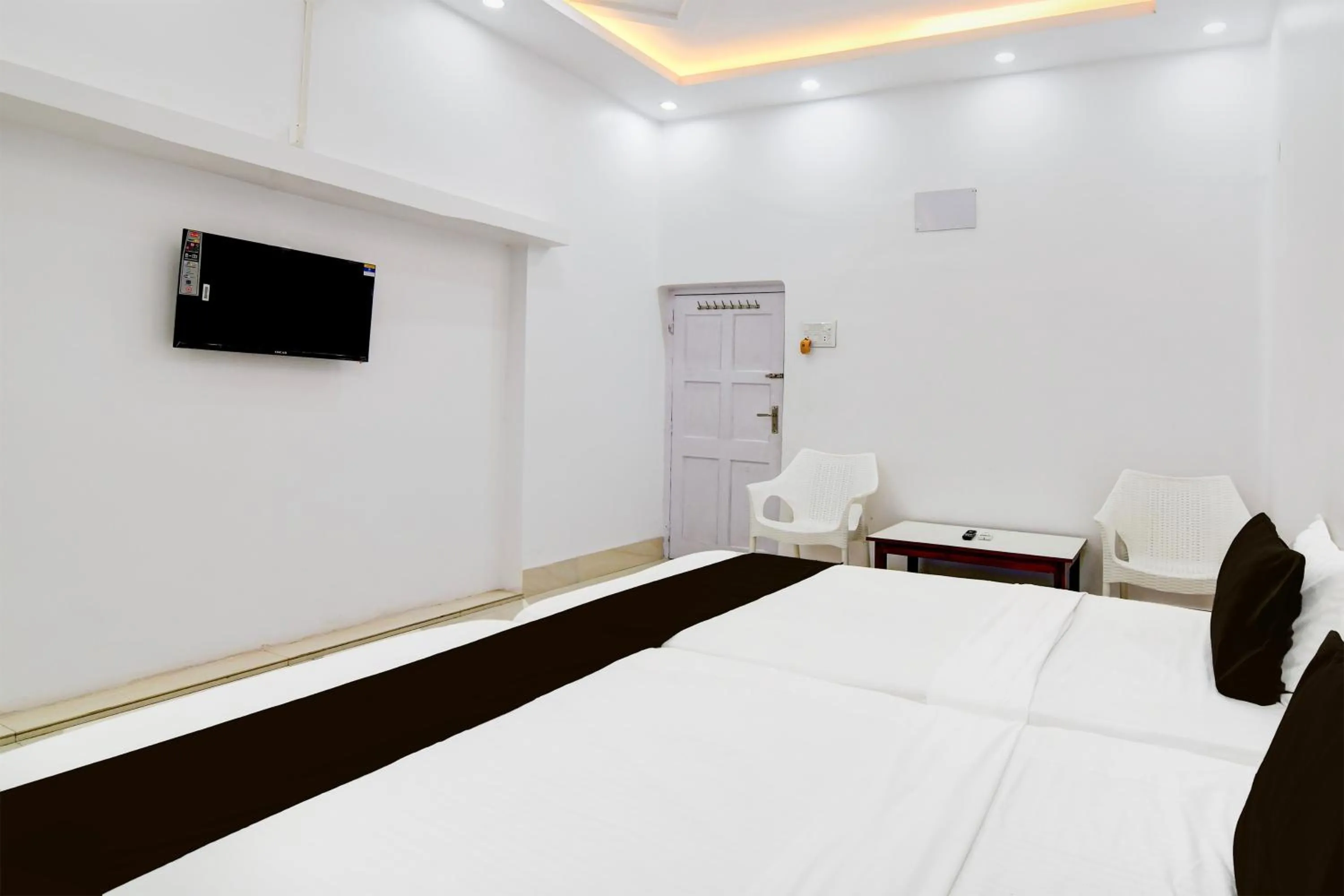 Bedroom, Bed in Hotel O Orchid Guest House