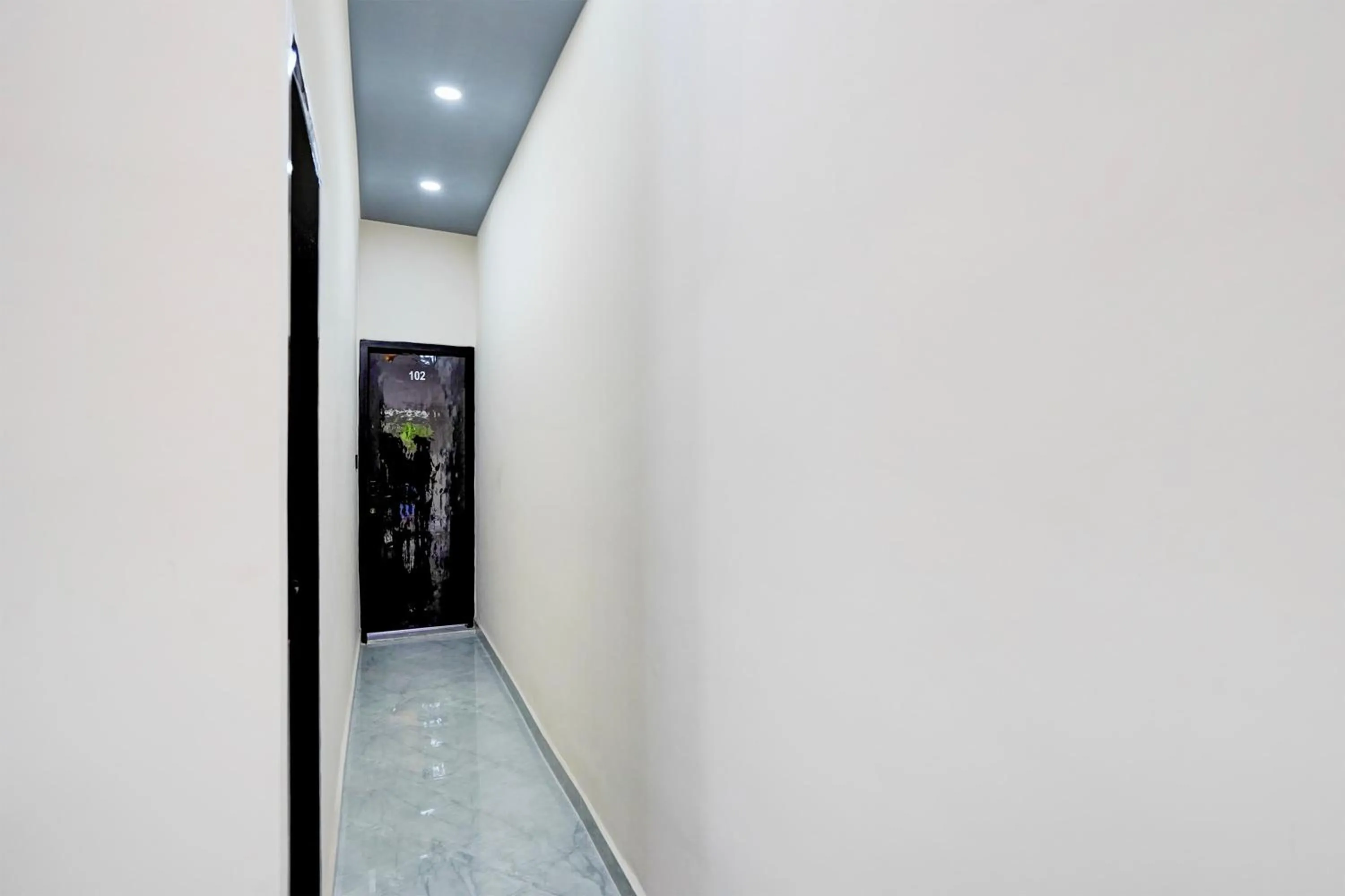 Lobby or reception in Hotel O Karan Residency