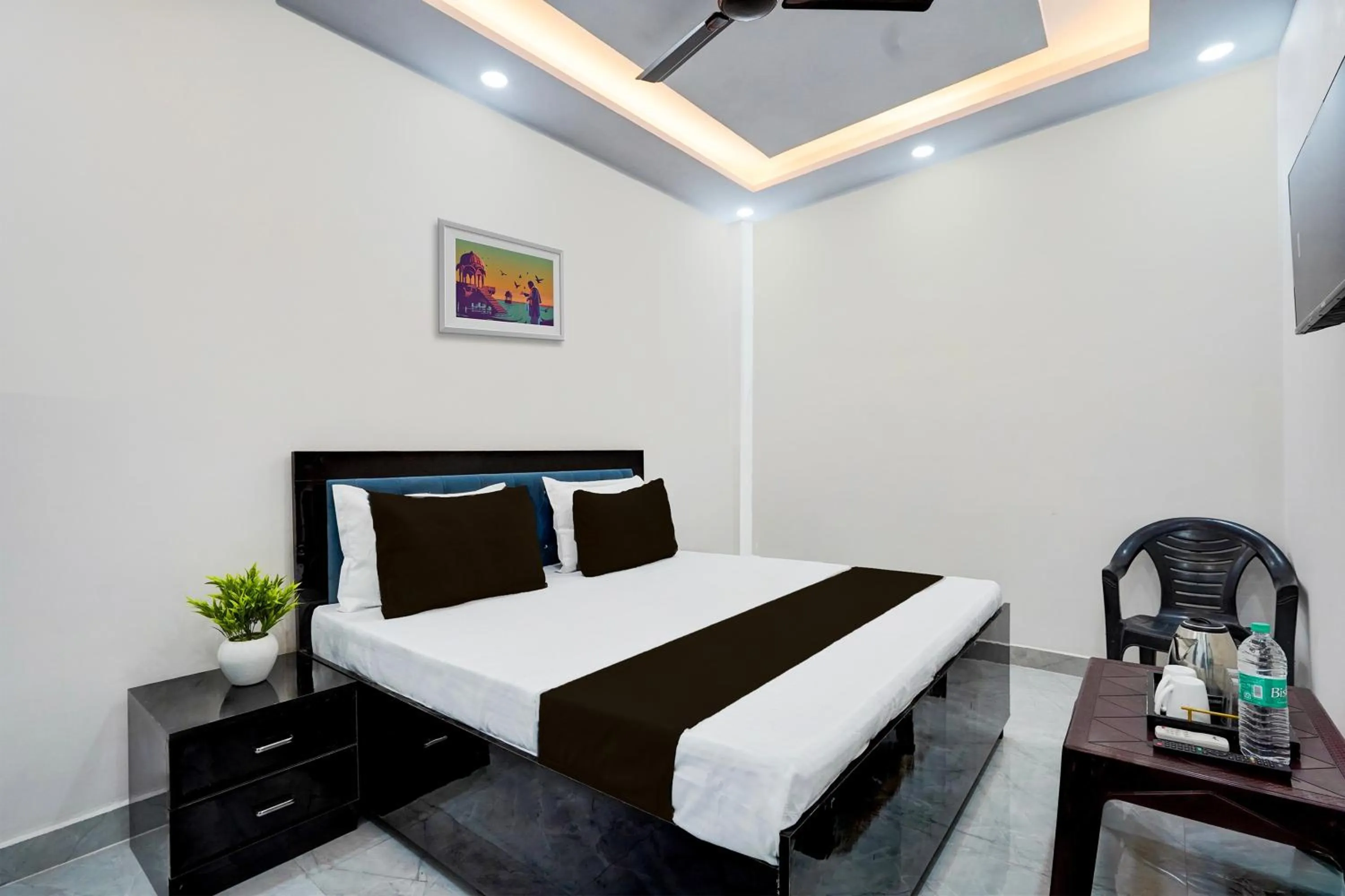 Bedroom, Bed in Hotel O Karan Residency