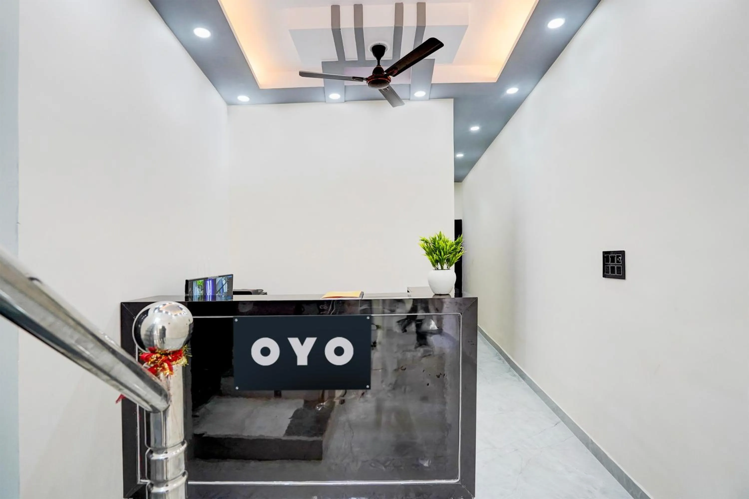 Lobby or reception in Hotel O Karan Residency
