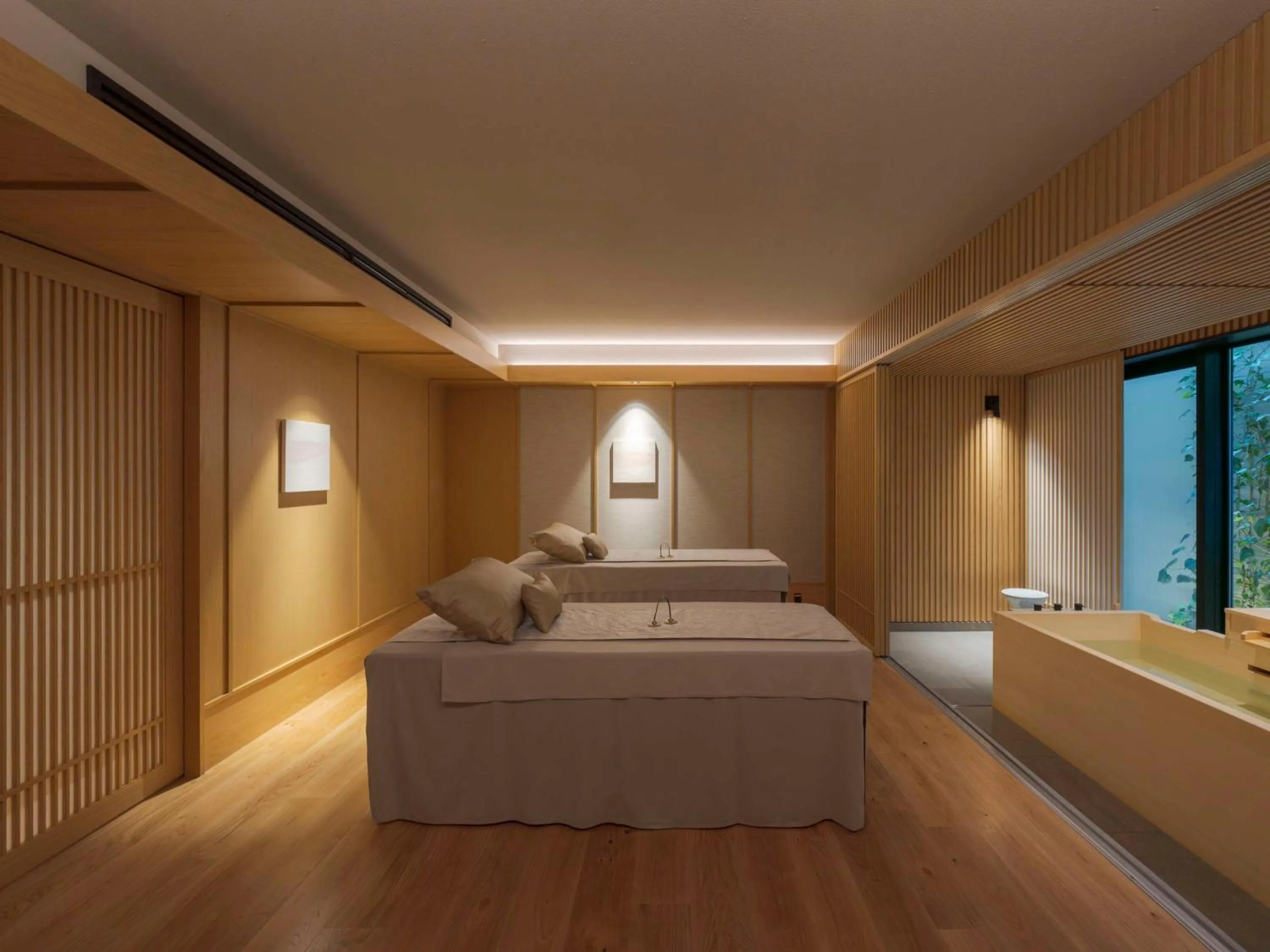 Spa and wellness centre/facilities, Bed in Banyan Tree Higashiyama Kyoto