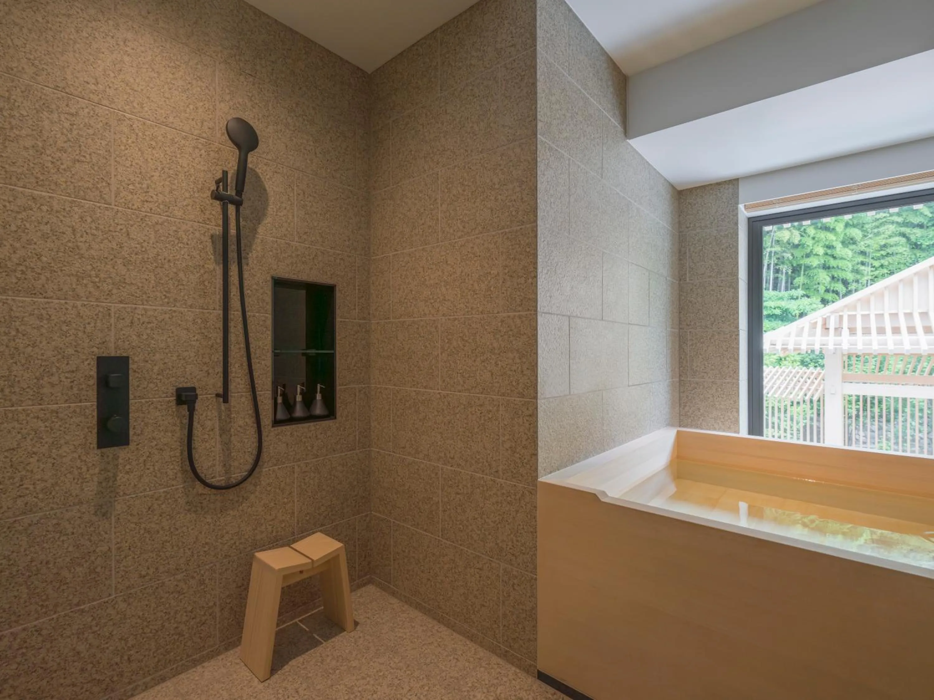 Shower in Banyan Tree Higashiyama Kyoto