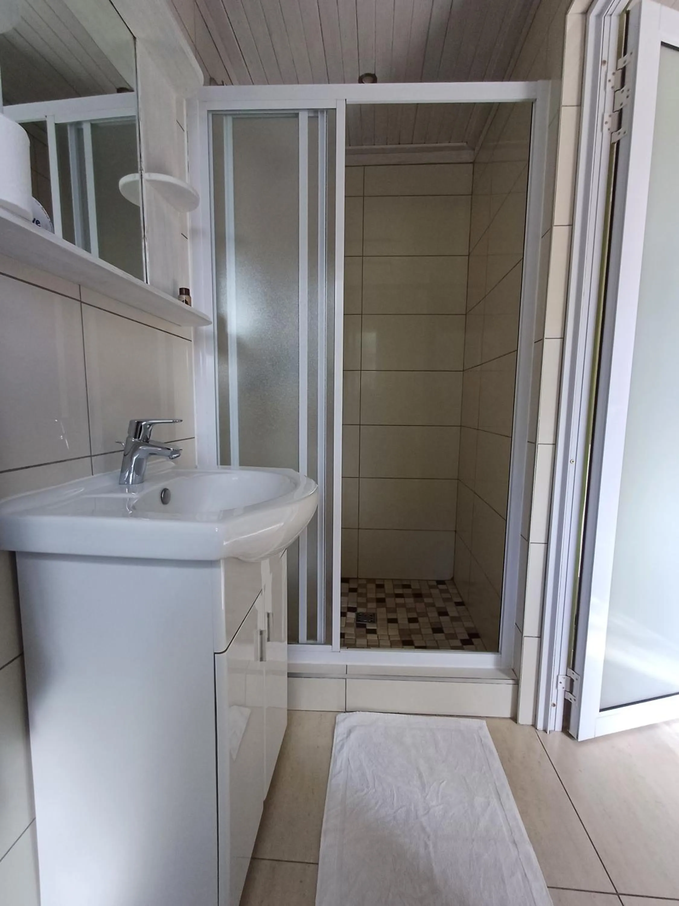 Bathroom in Capbon Guesthouse