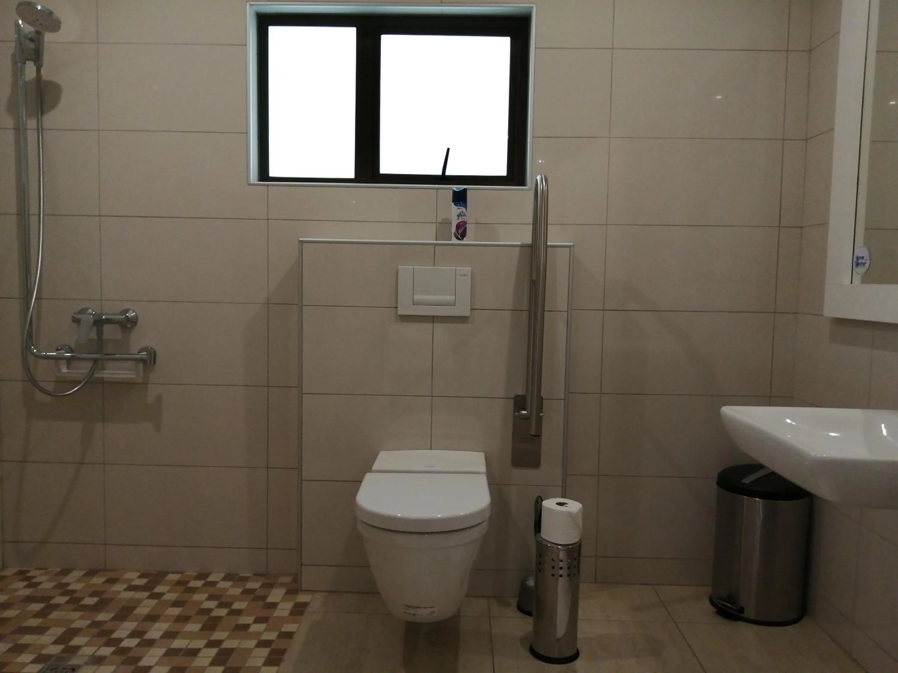 Shower in Capbon Guesthouse