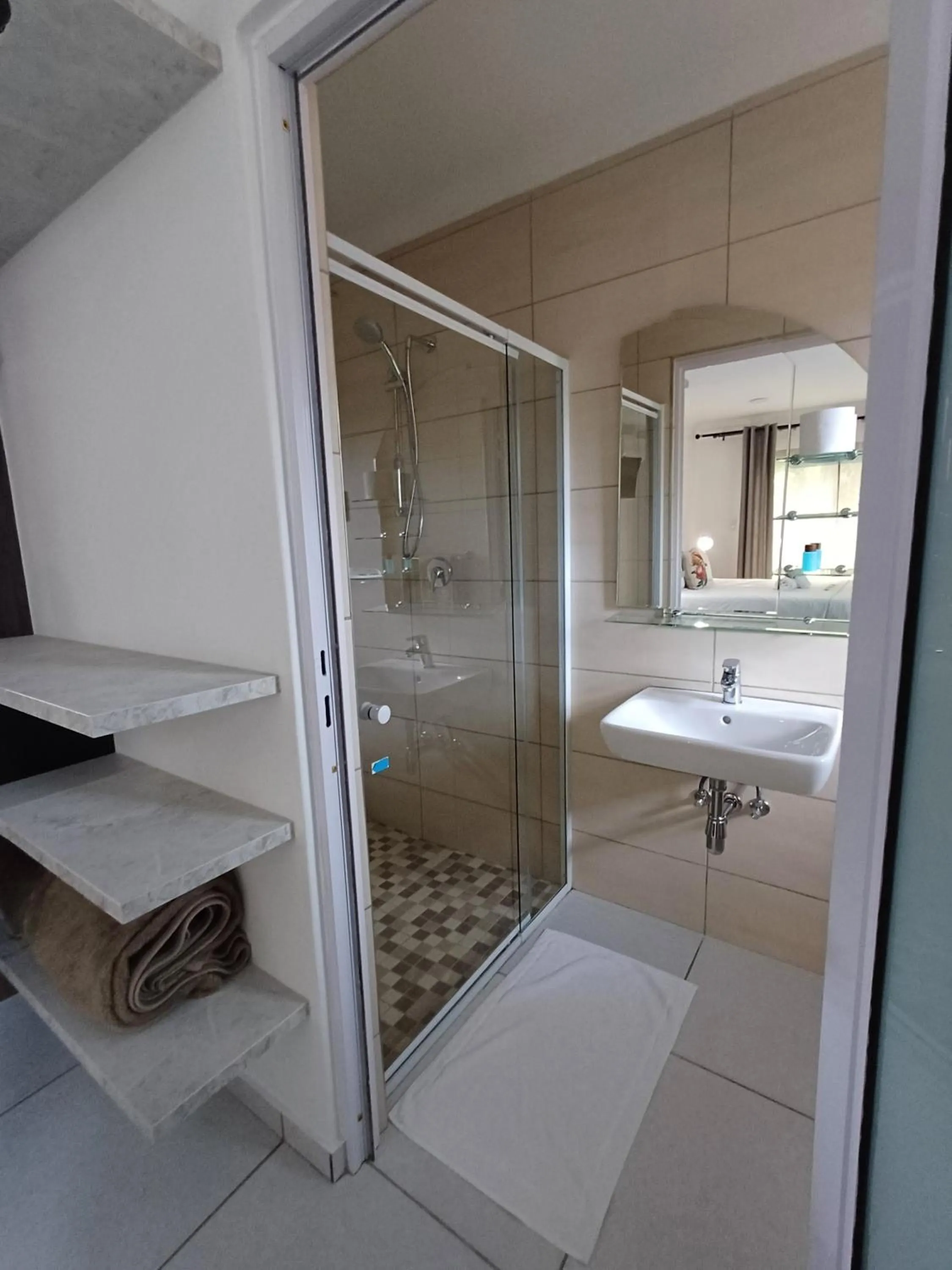 Bathroom in Capbon Guesthouse