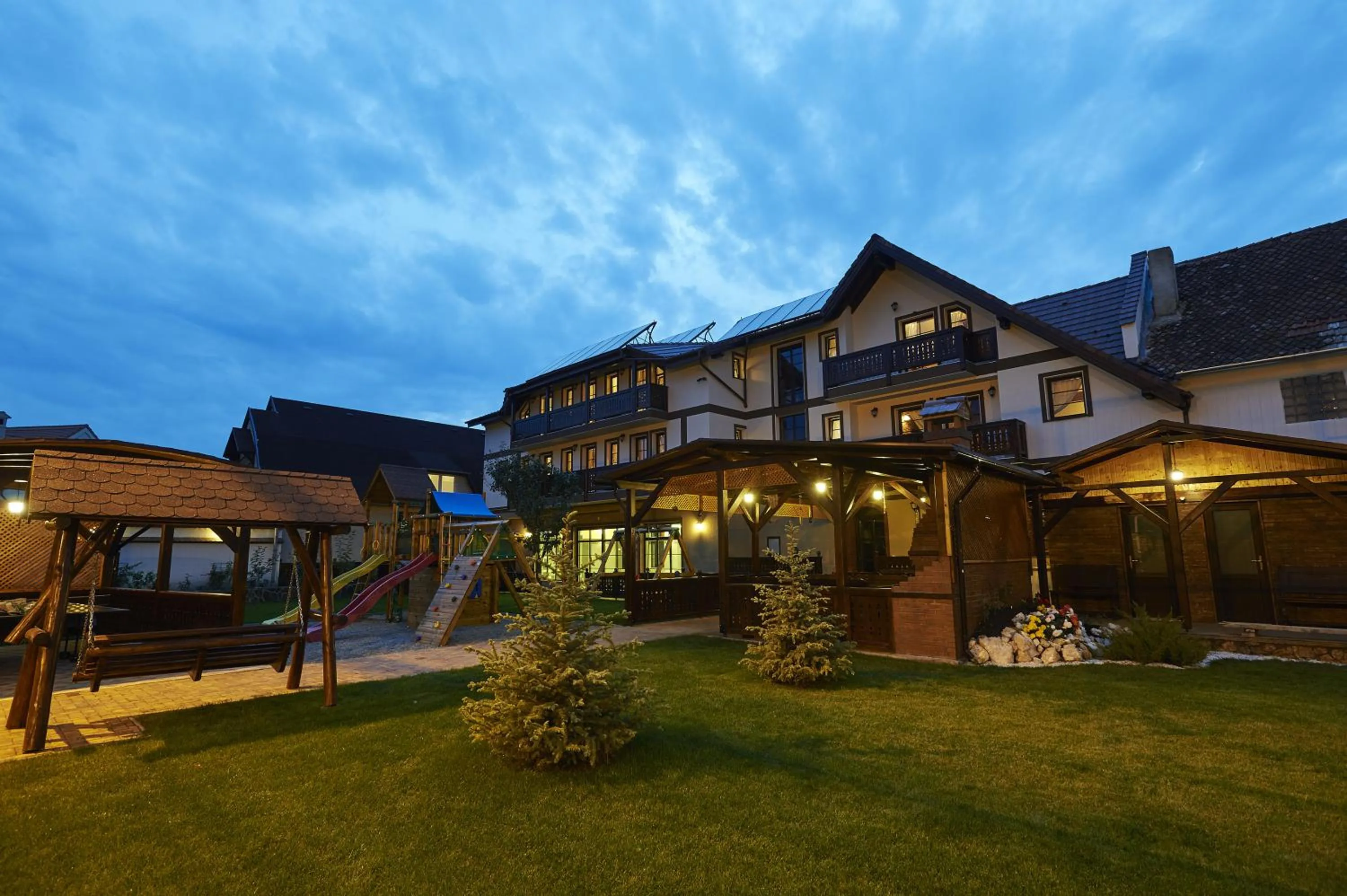 Garden in Conacul Ambient