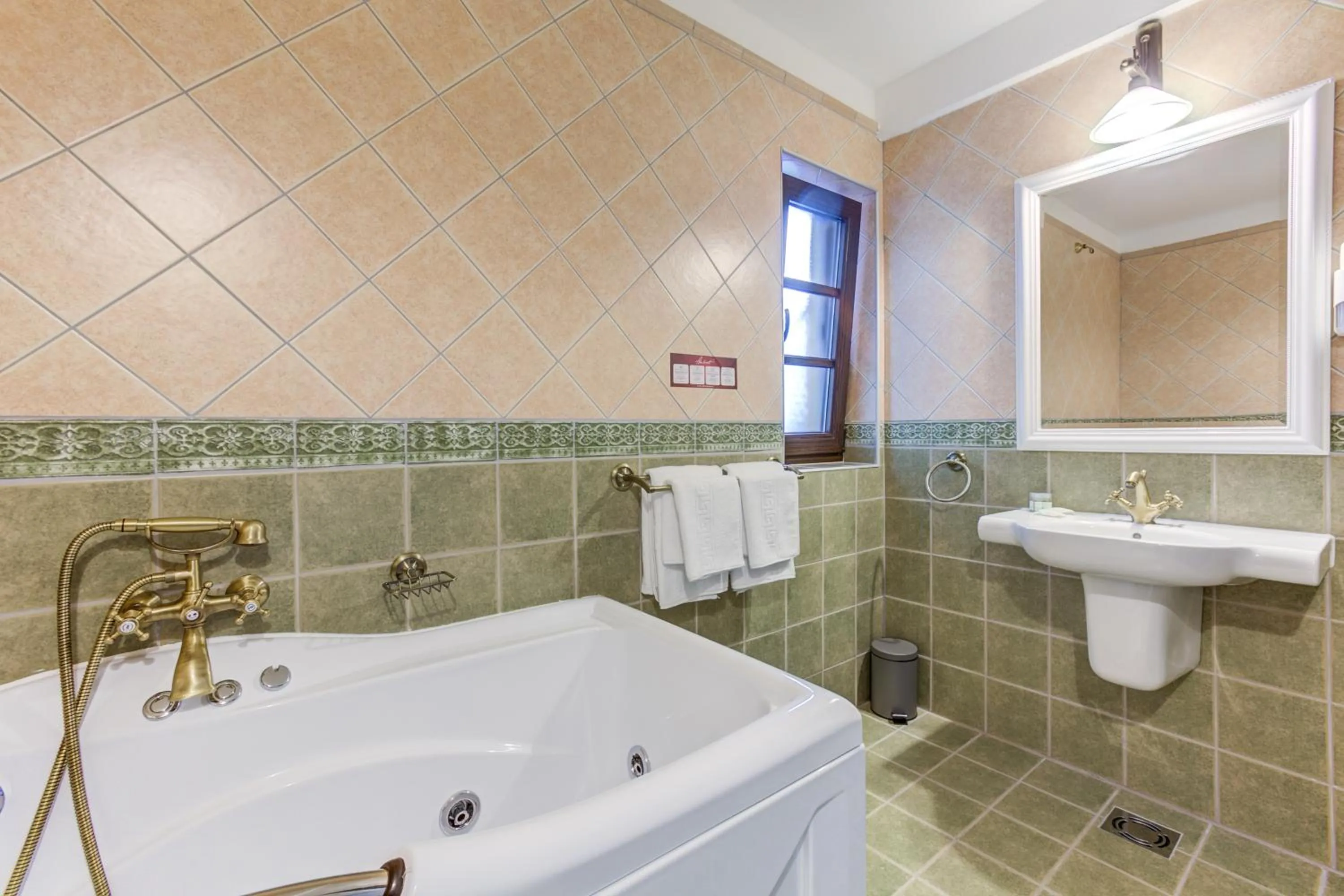 Bathroom in Conacul Ambient