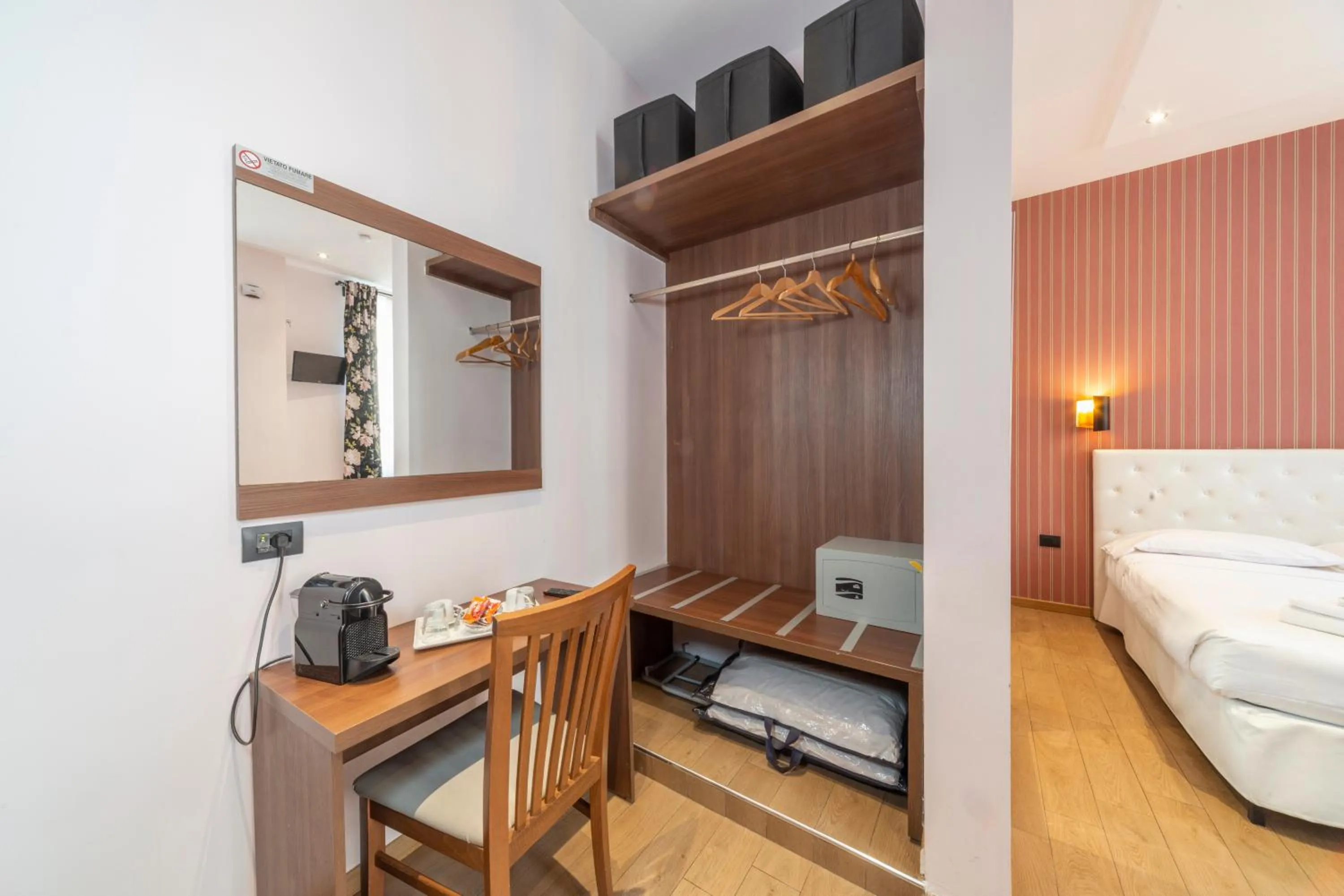 Bed in La Grande Bellezza Guest House Rome