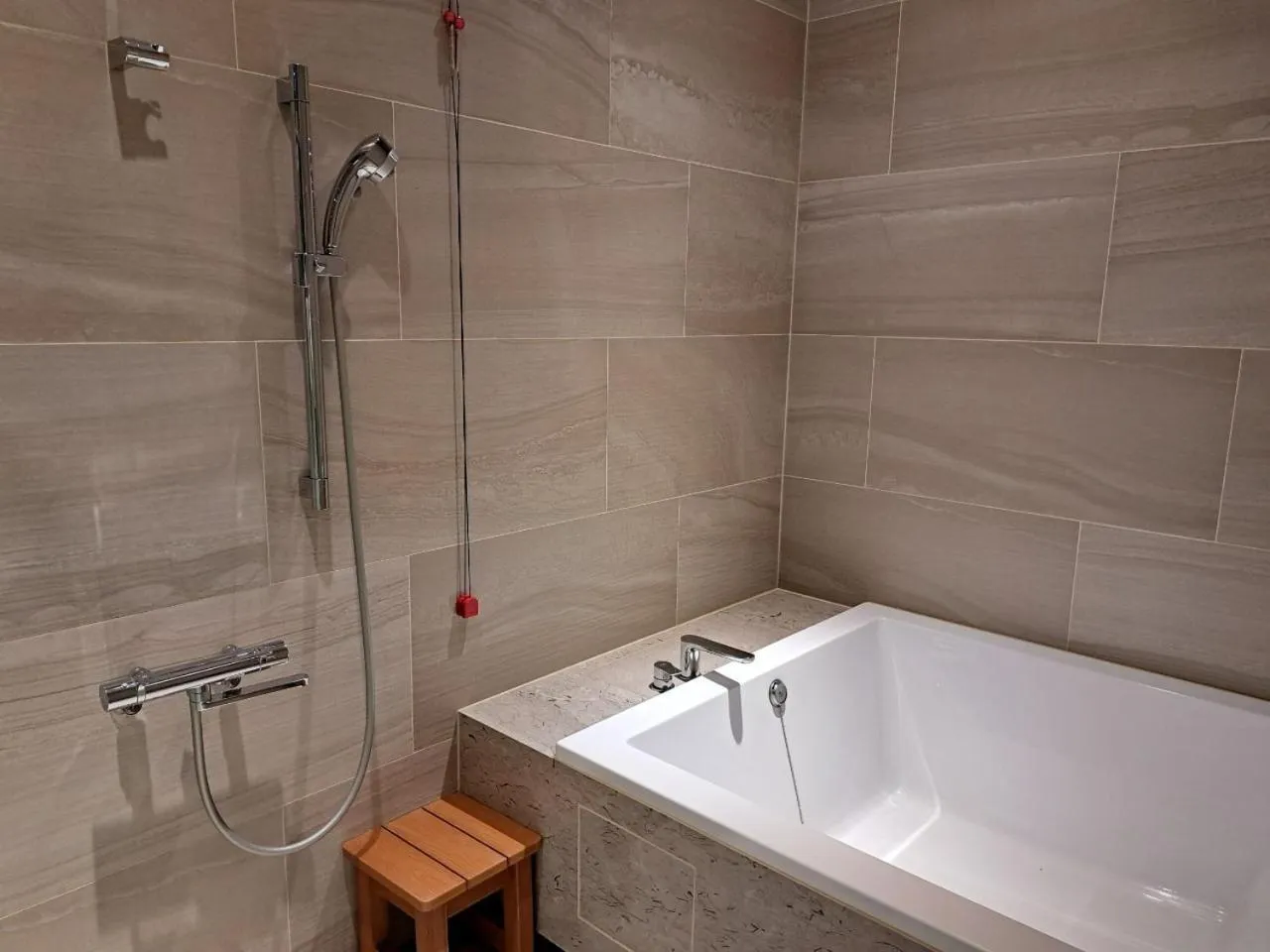 Boutech Wuri Village Hotel