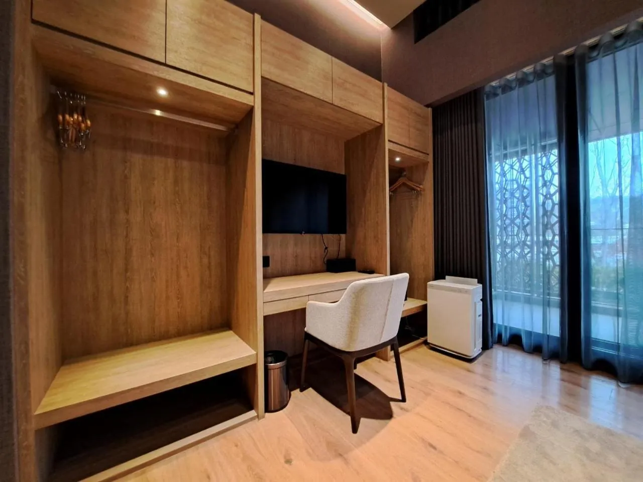 Boutech Wuri Village Hotel