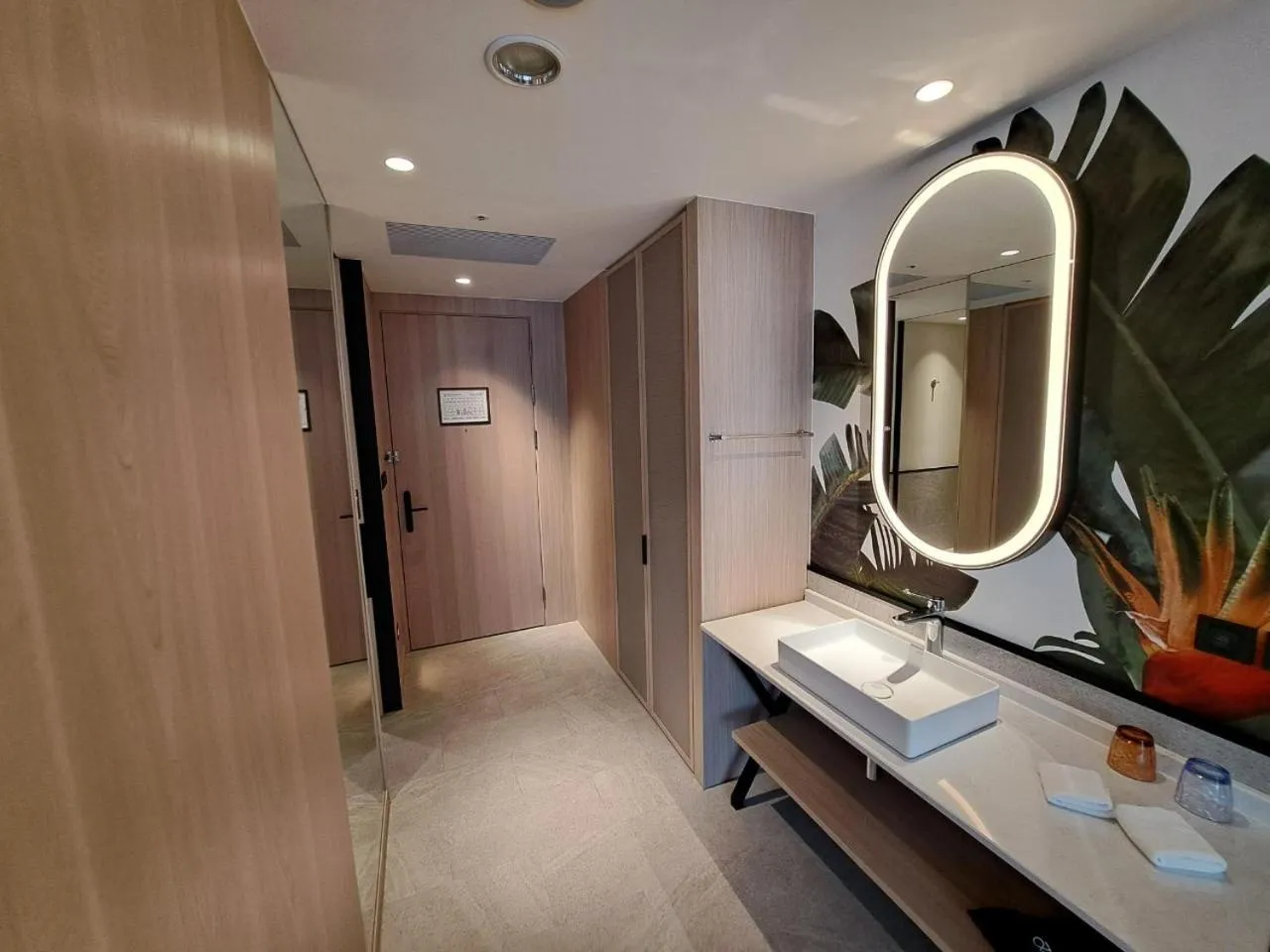 Boutech Wuri Village Hotel