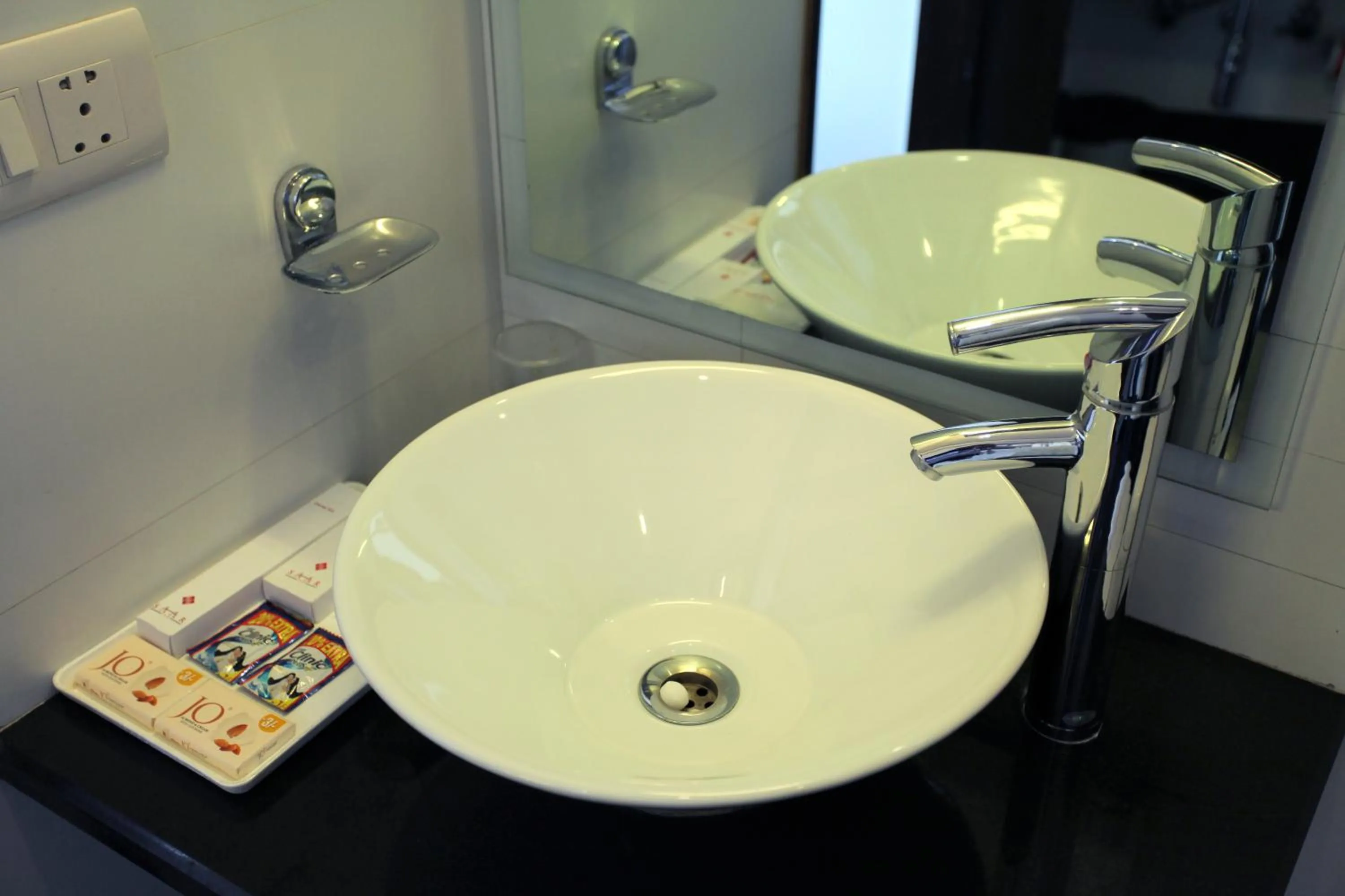 Bathroom in Saar Inn