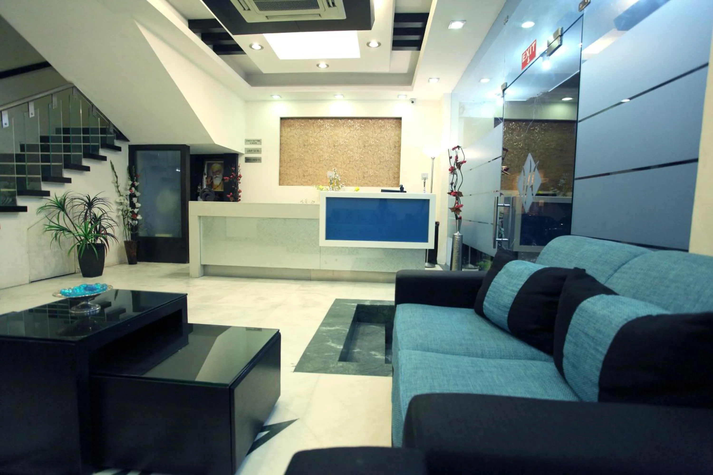 Lobby or reception in Saar Inn