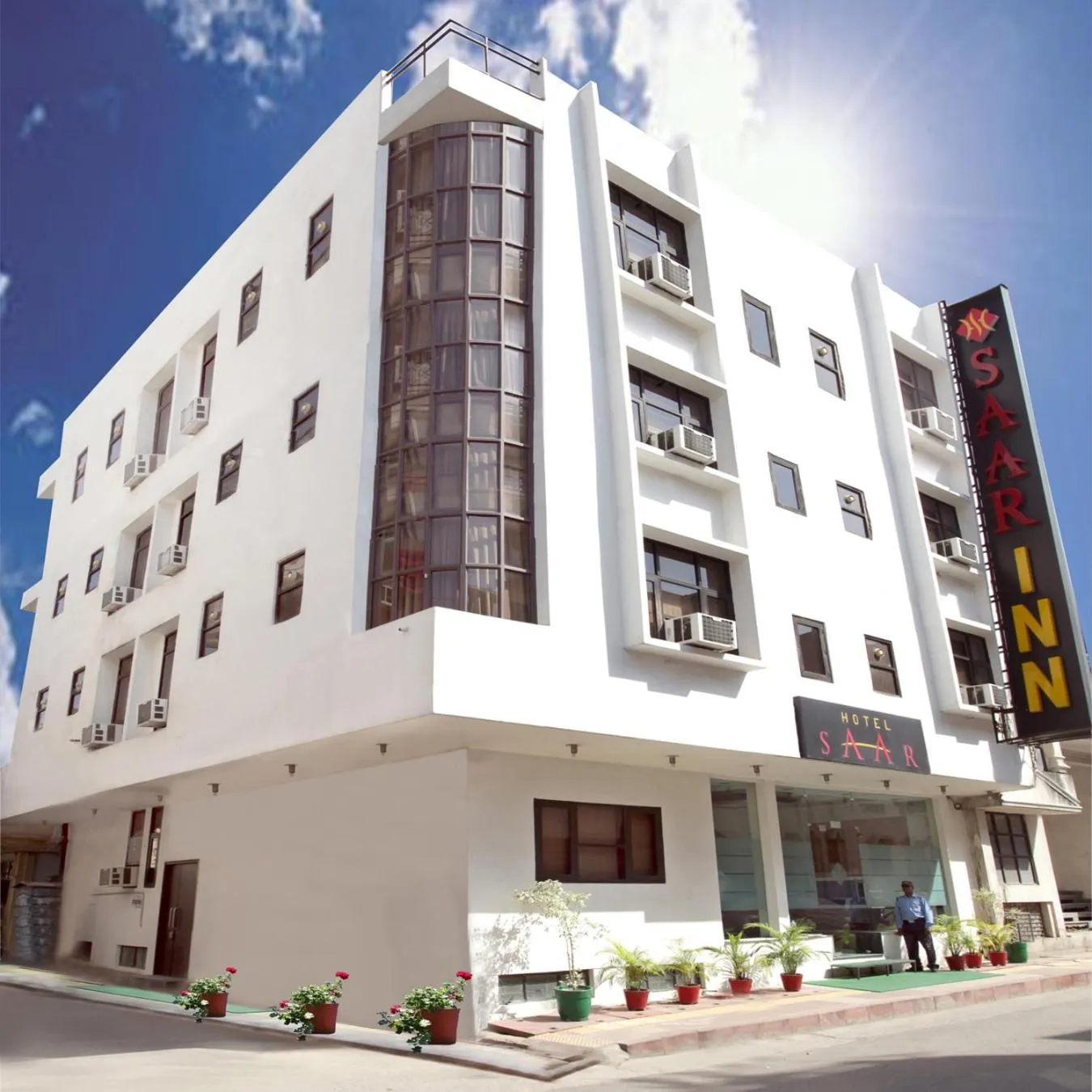 Property building in Saar Inn