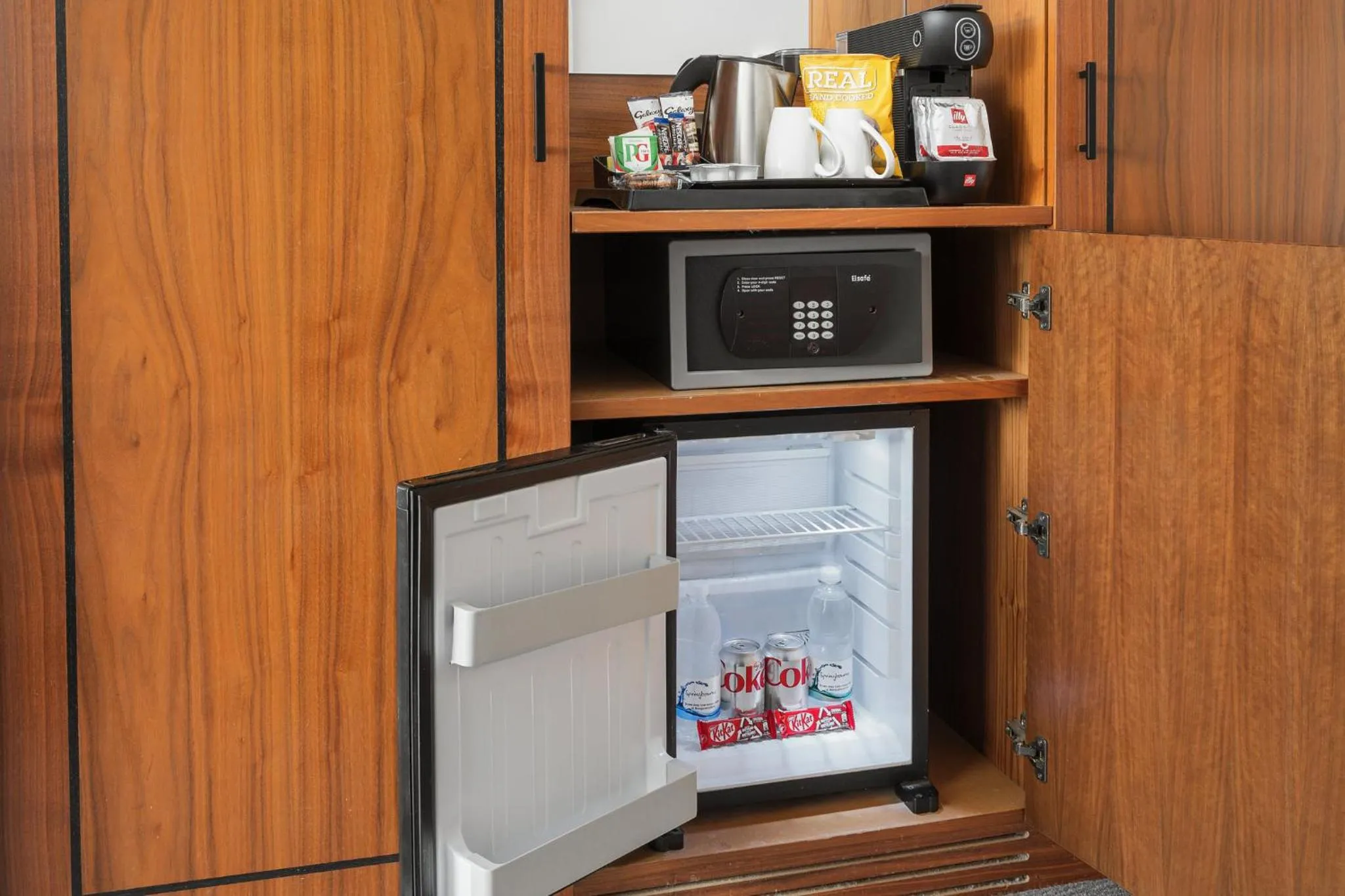 Photo of the whole room in Holiday Inn Birmingham Bromsgrove by IHG