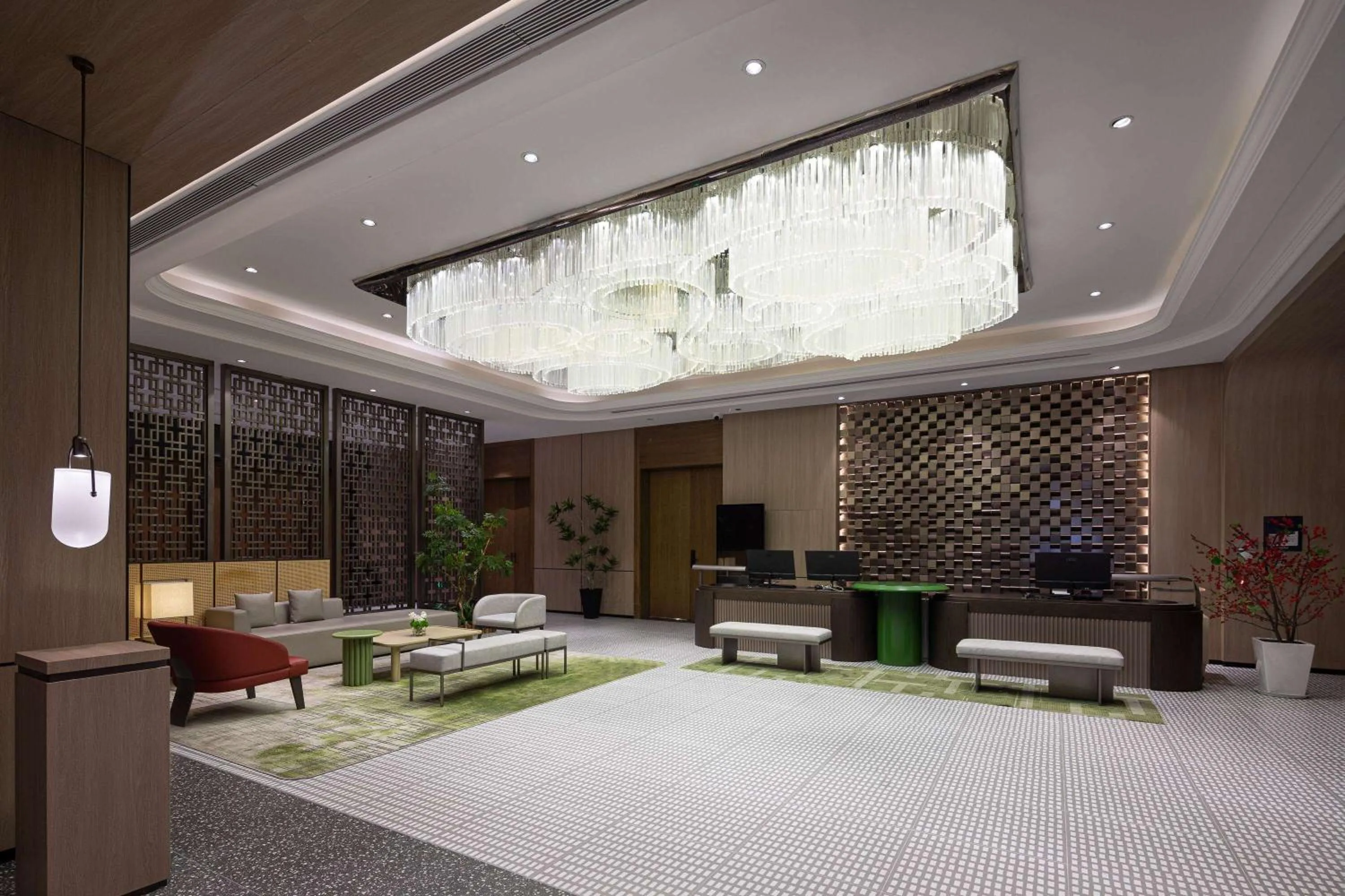 Lobby or reception in Ramada by Wyndham Wuhan Wangjiawan