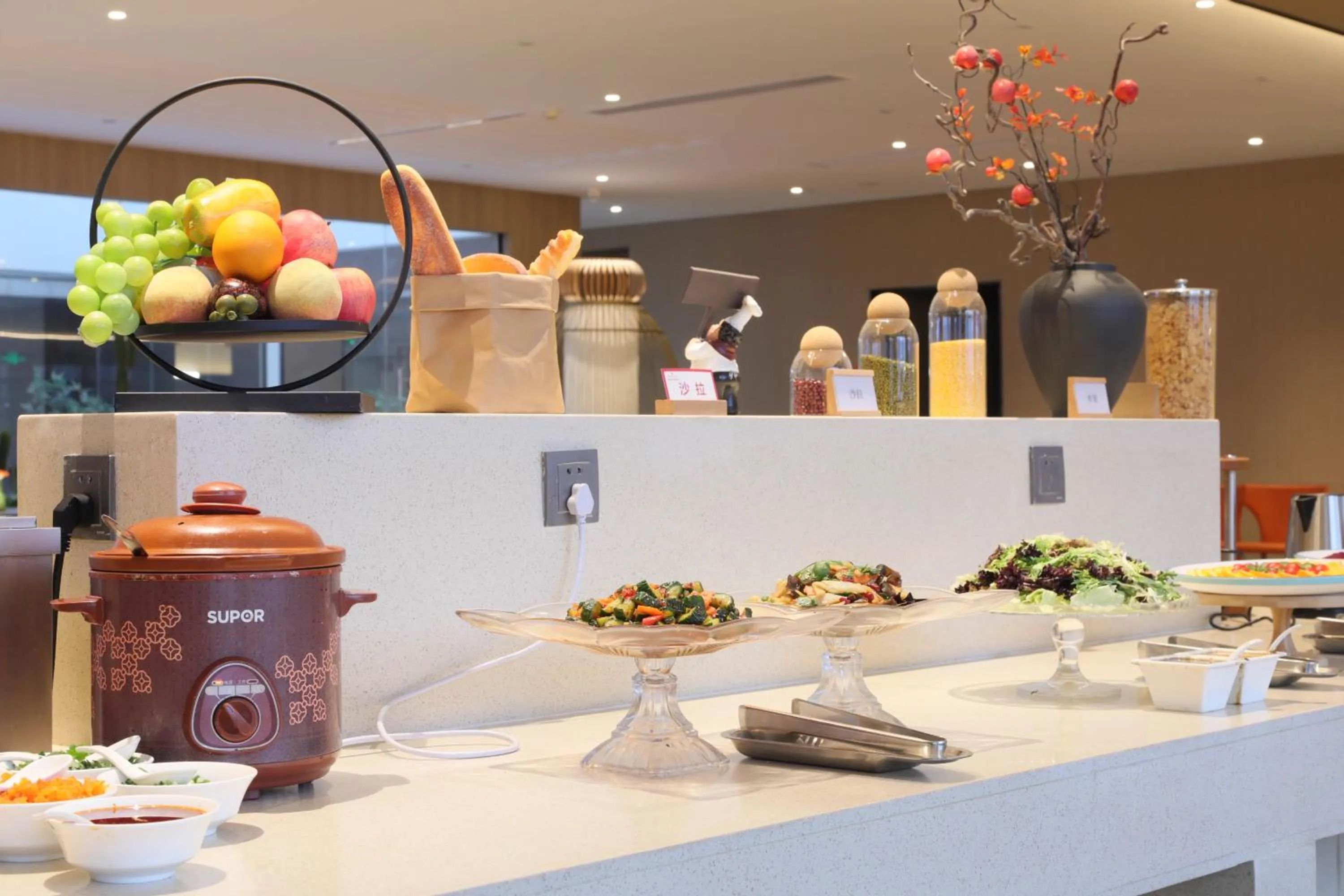 Restaurant/places to eat in Ramada by Wyndham Wuhan Wangjiawan