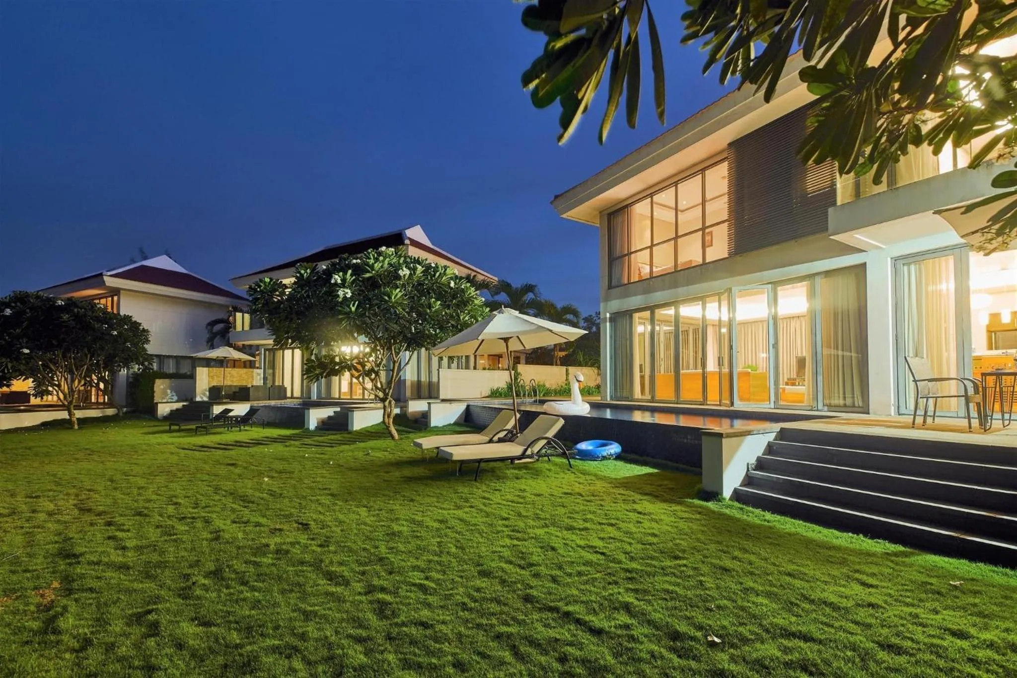 Property building in Ocean Beach Resort Da Nang