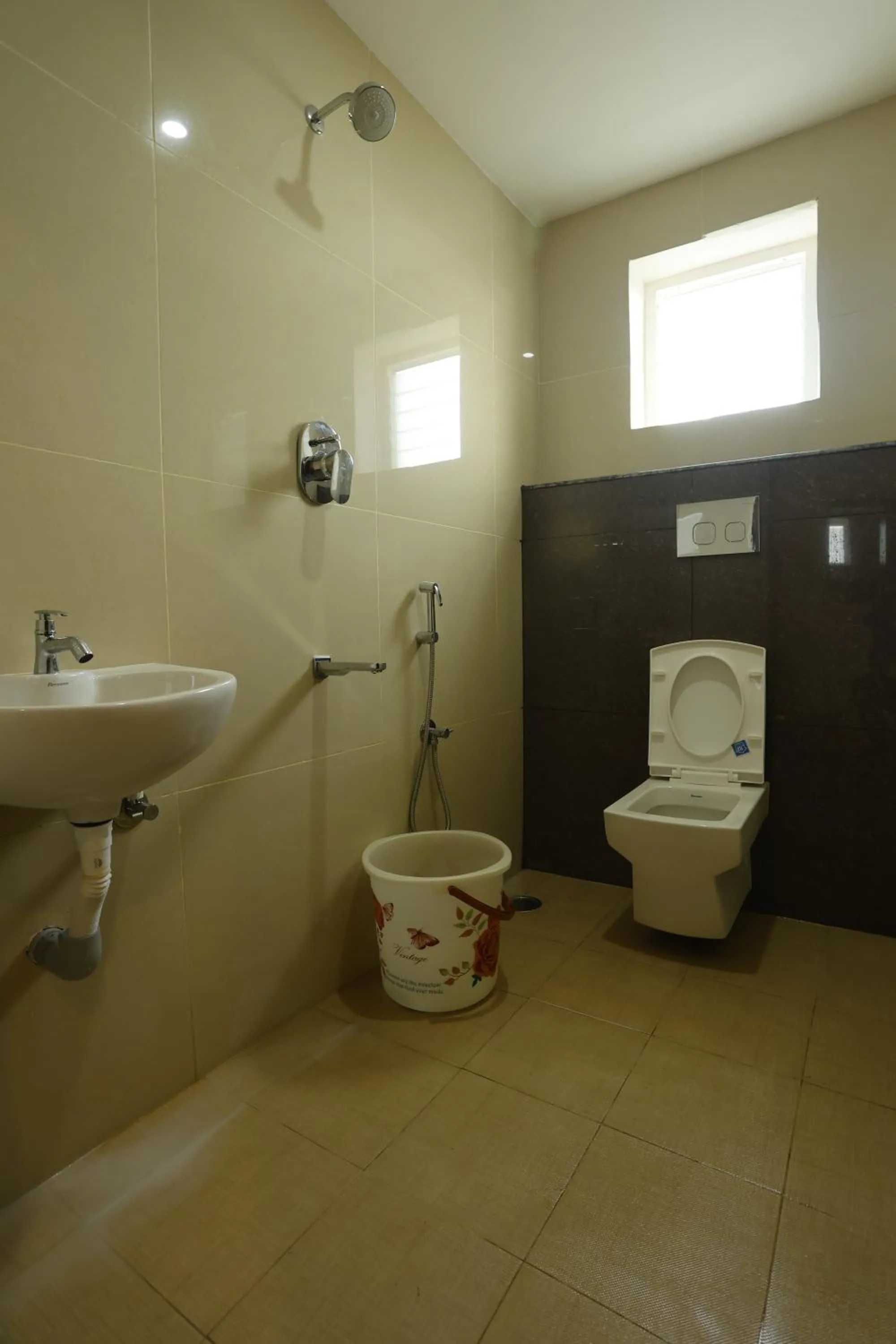 Toilet in Rameswaram Harish Palace