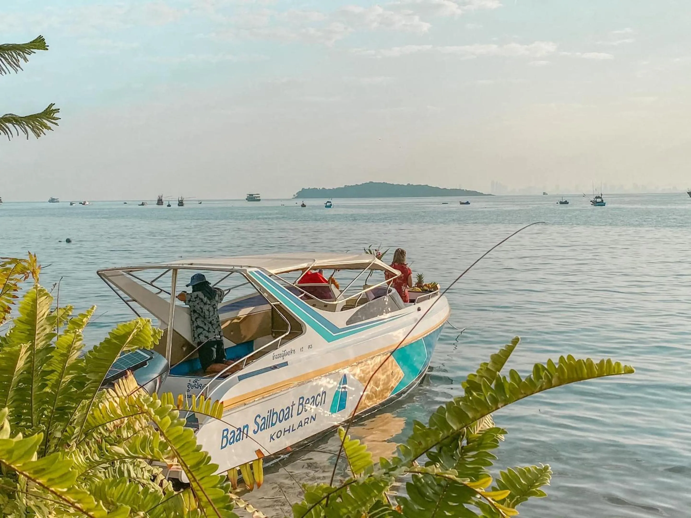 shuttle in Baan Sailboat Beach Kohlarn