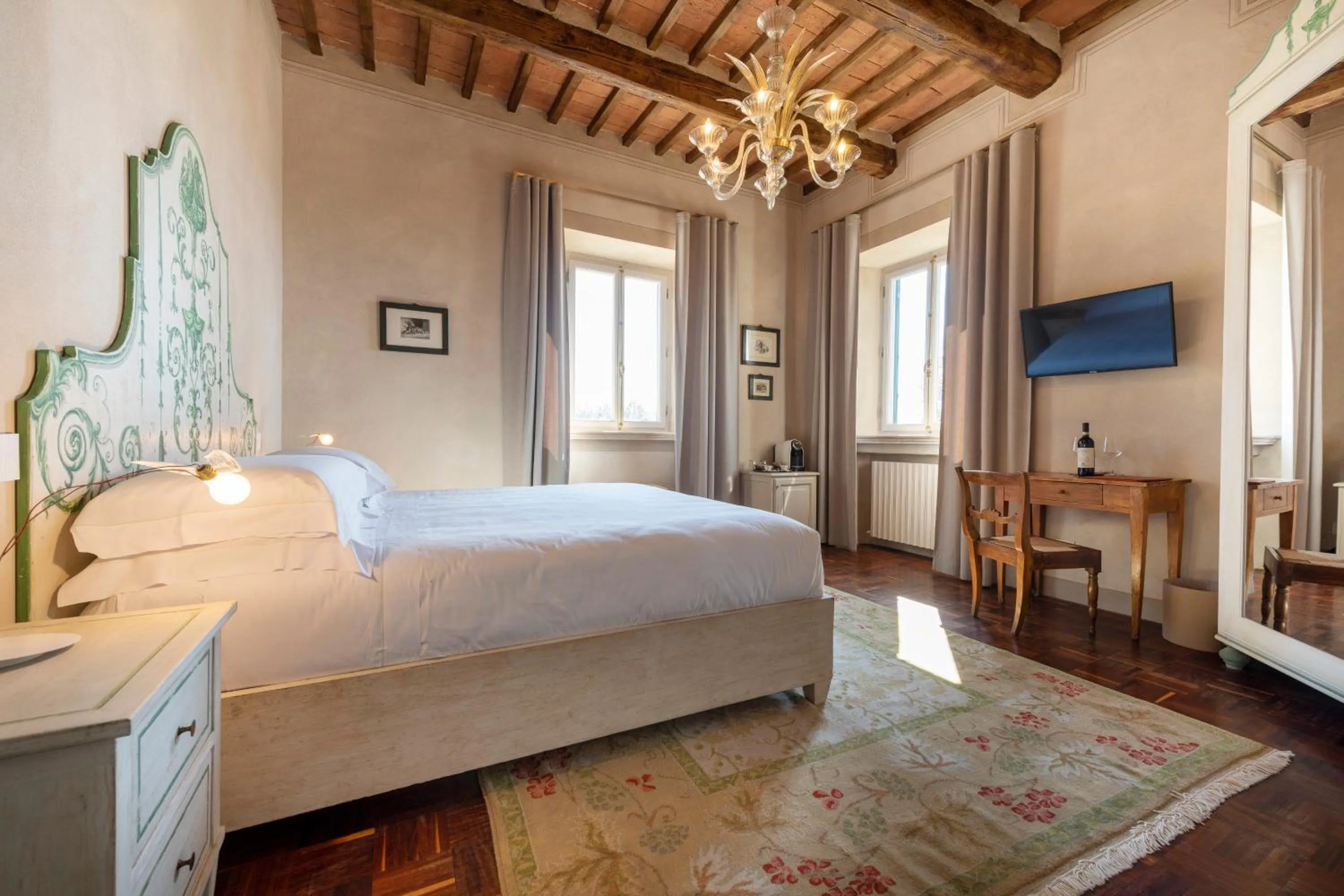 Bedroom, Bed in Villa Le Prata - Residenza del Vescovo - Cantina & Relais