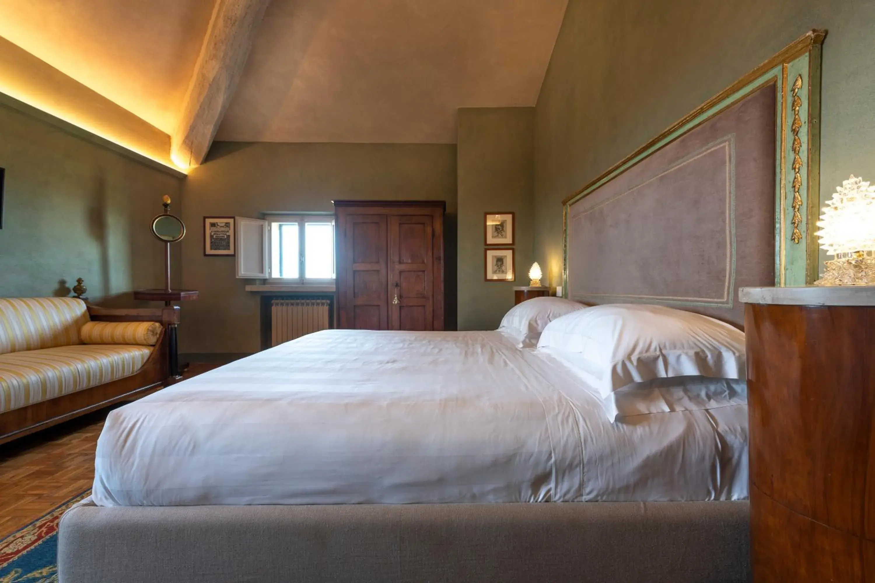 Deluxe King Room in Villa Le Prata - Residenza del Vescovo - Cantina & Relais Deluxe King Room in Villa Le Prata - Residenza del Vescovo - Cantina & Relais