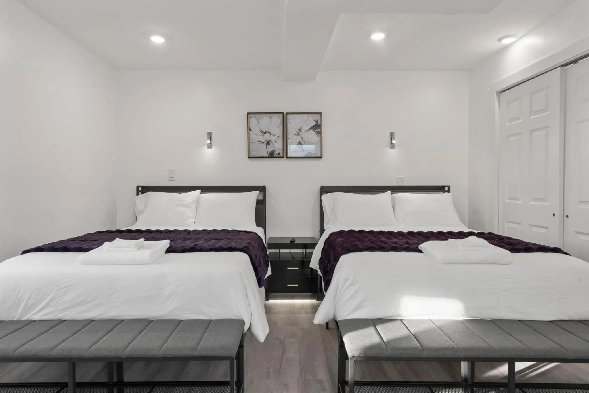 Bed in New Season Royals, Airport West