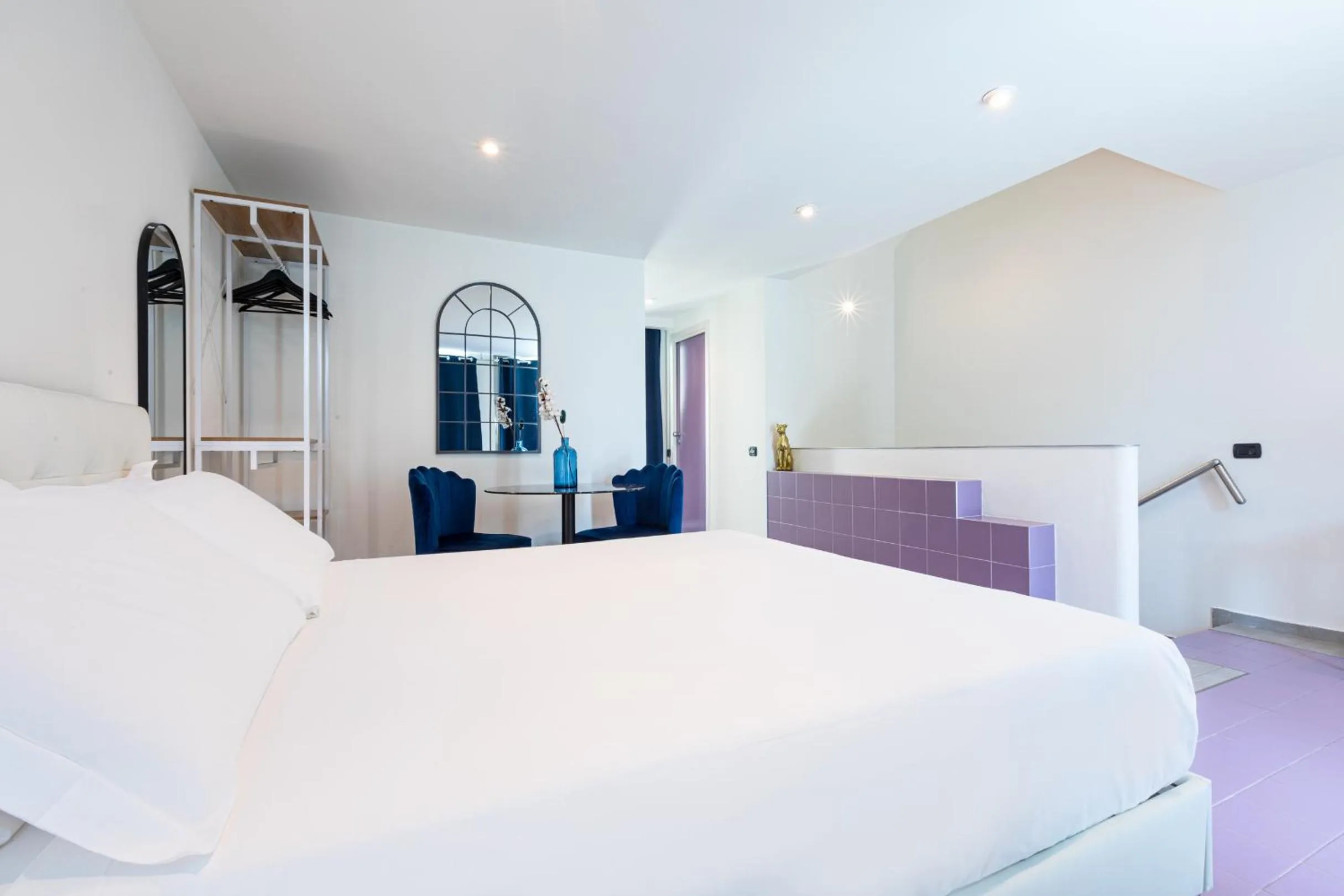 Bed in B&b Too Cute 2b Str8