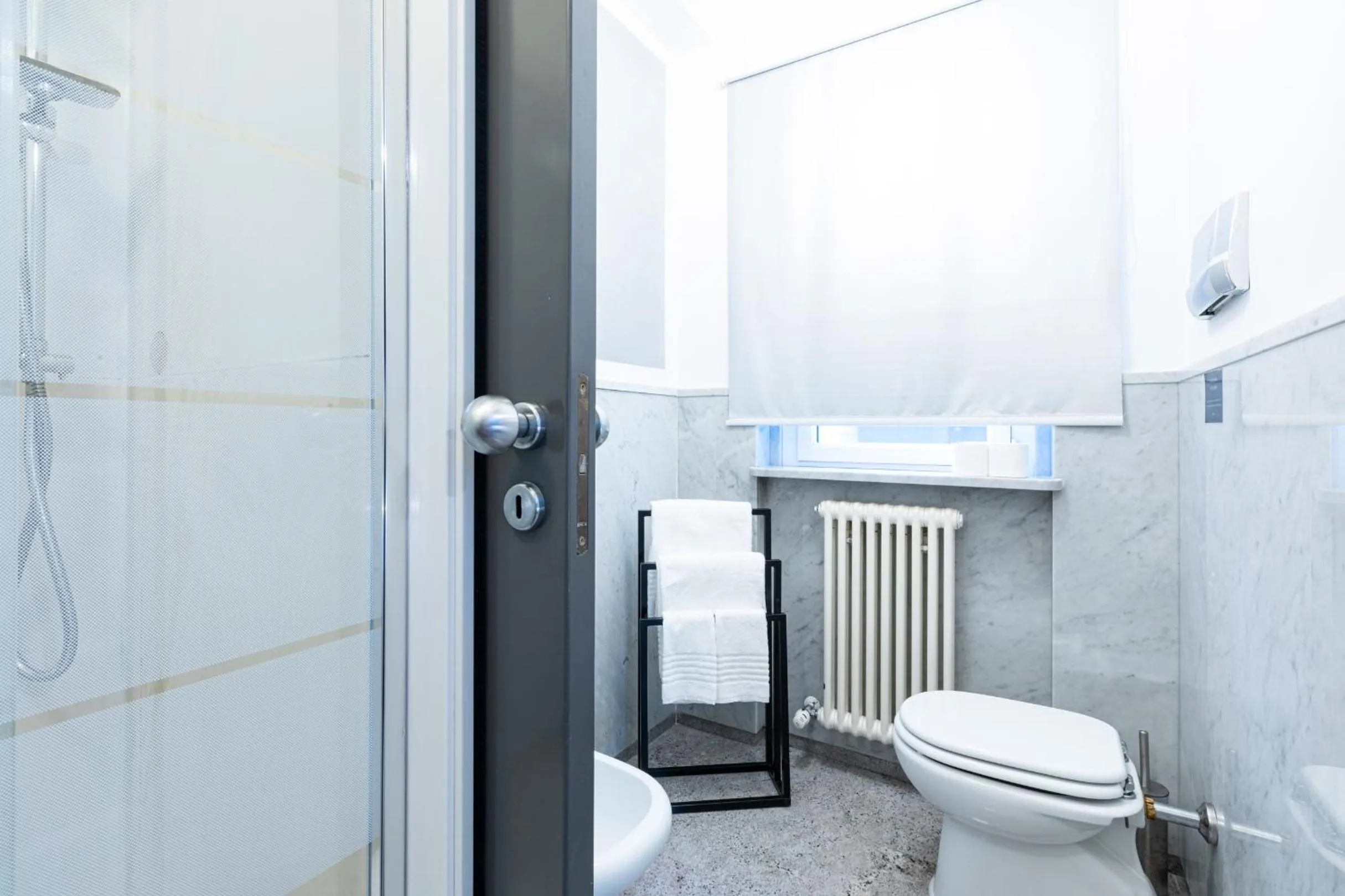 Toilet in Città Studi Suites - Top Collection