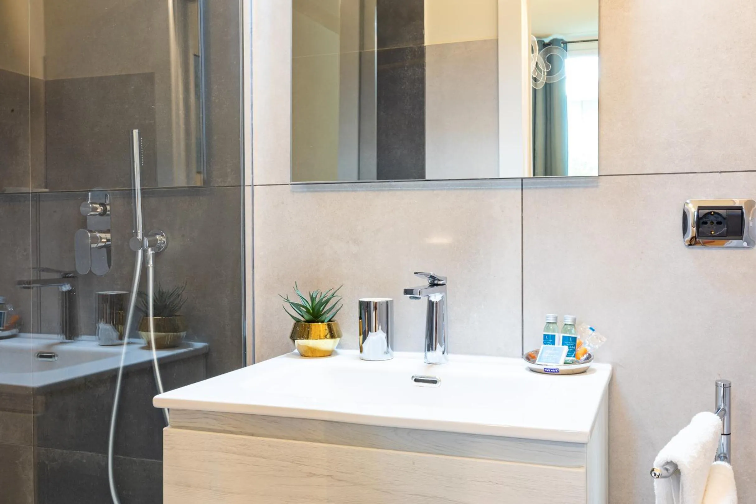 Bathroom in Città Studi Suites - Top Collection