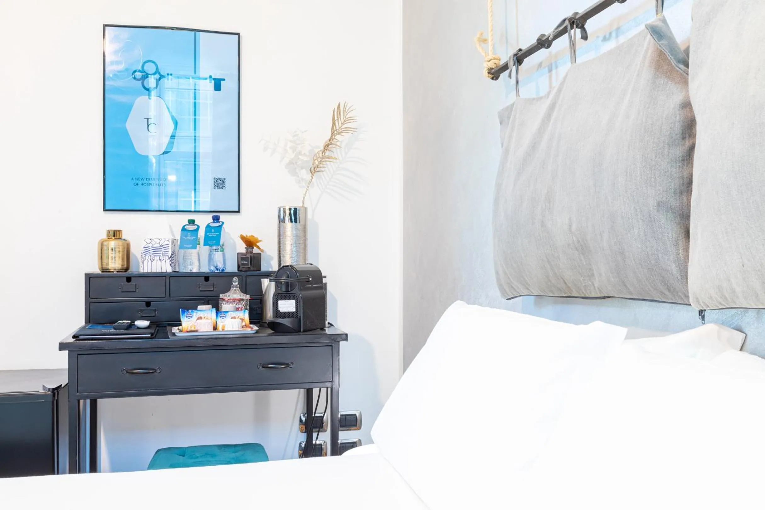 Coffee/tea facilities, Bed in Città Studi Suites - Top Collection