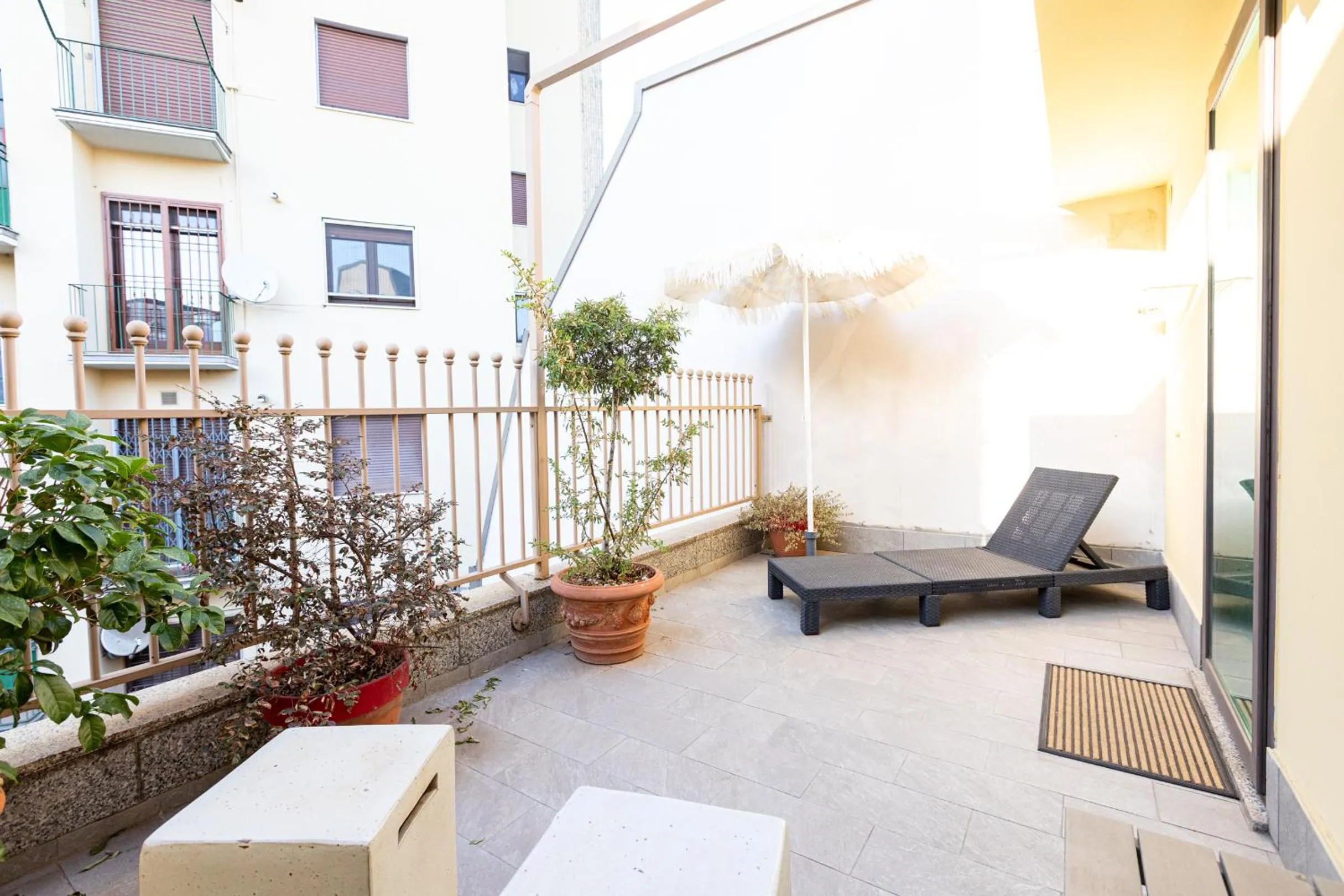 Balcony/Terrace in B&b Too Cute 2b Str8