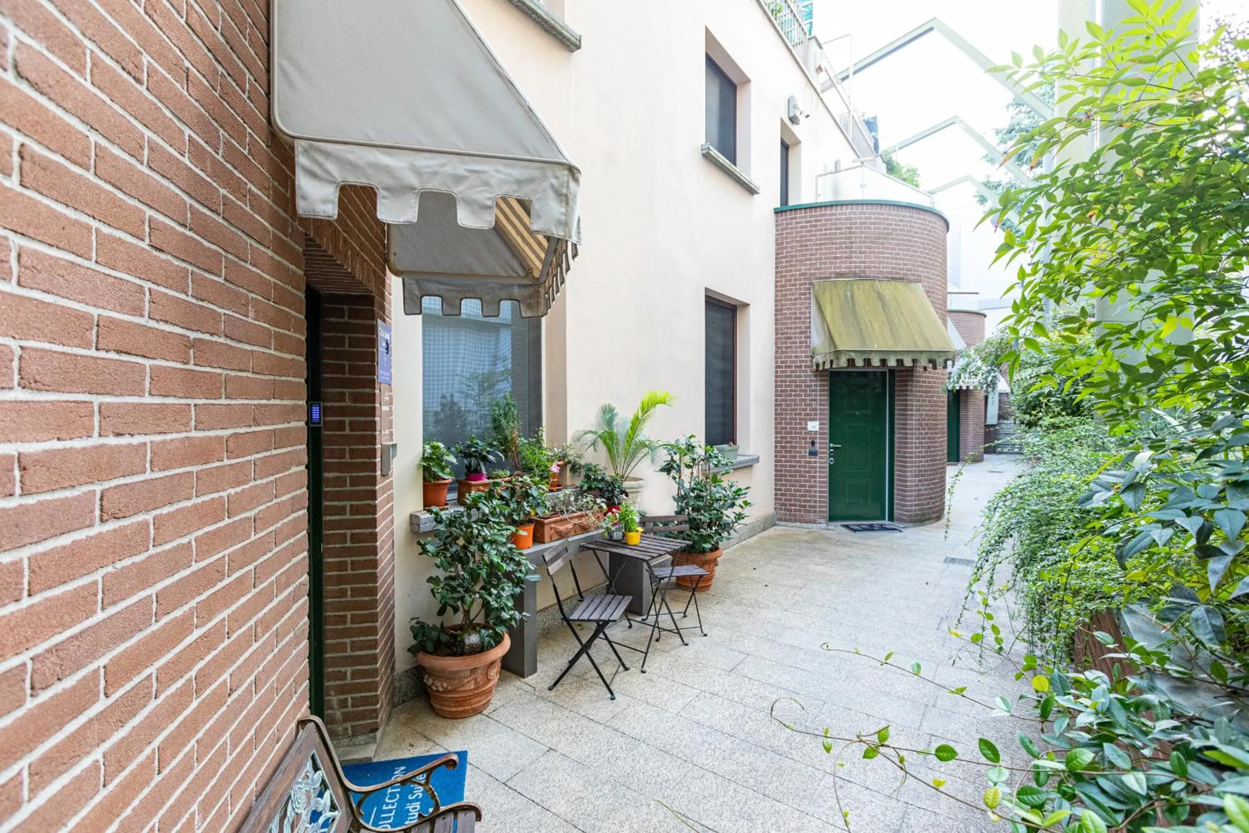 Property building in Città Studi Suites - Top Collection