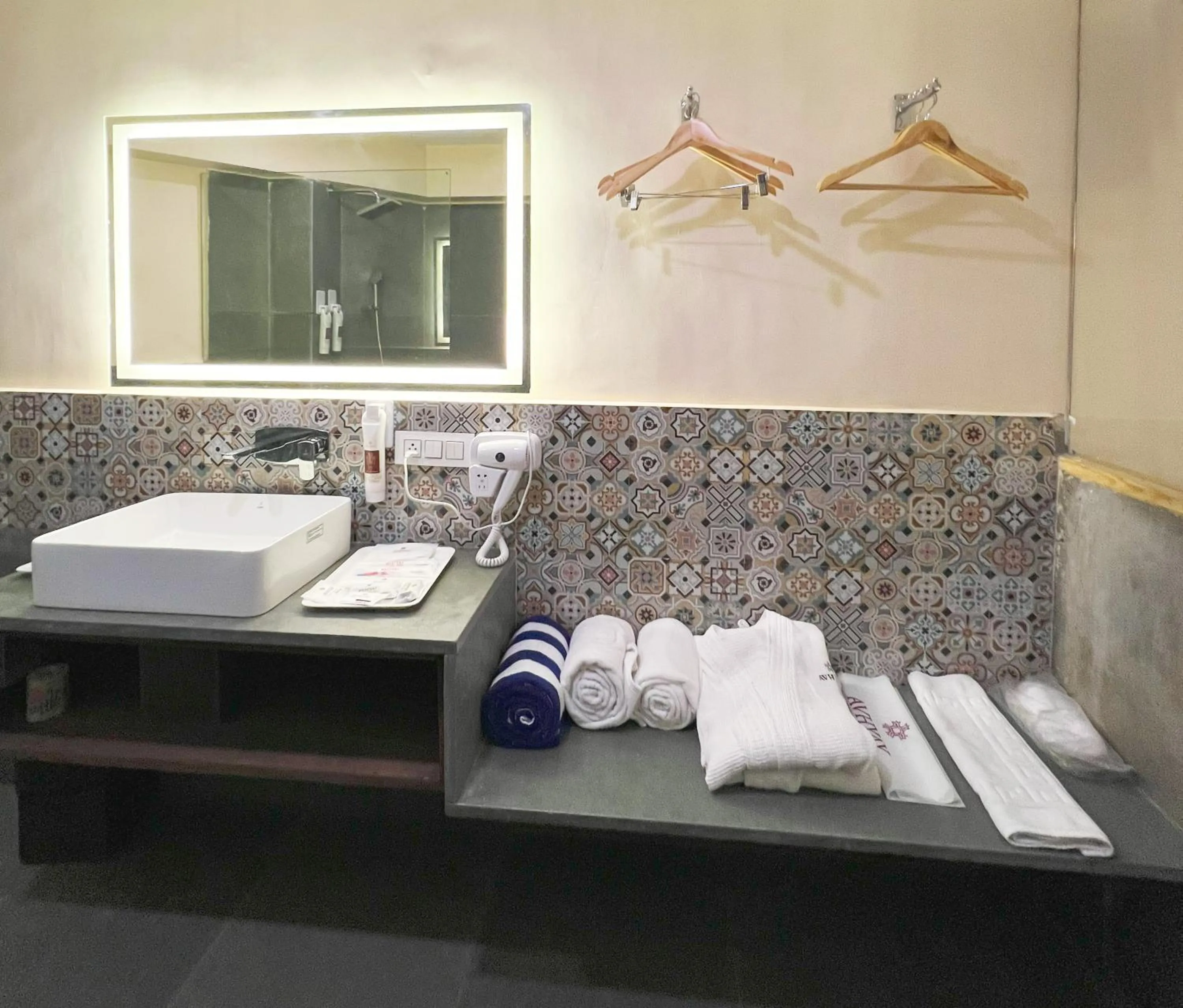 Bathroom in Avhyay Resort